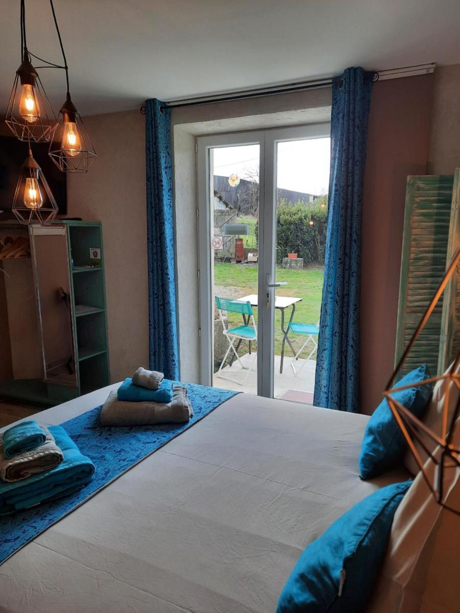 Standard Double Room photo 3