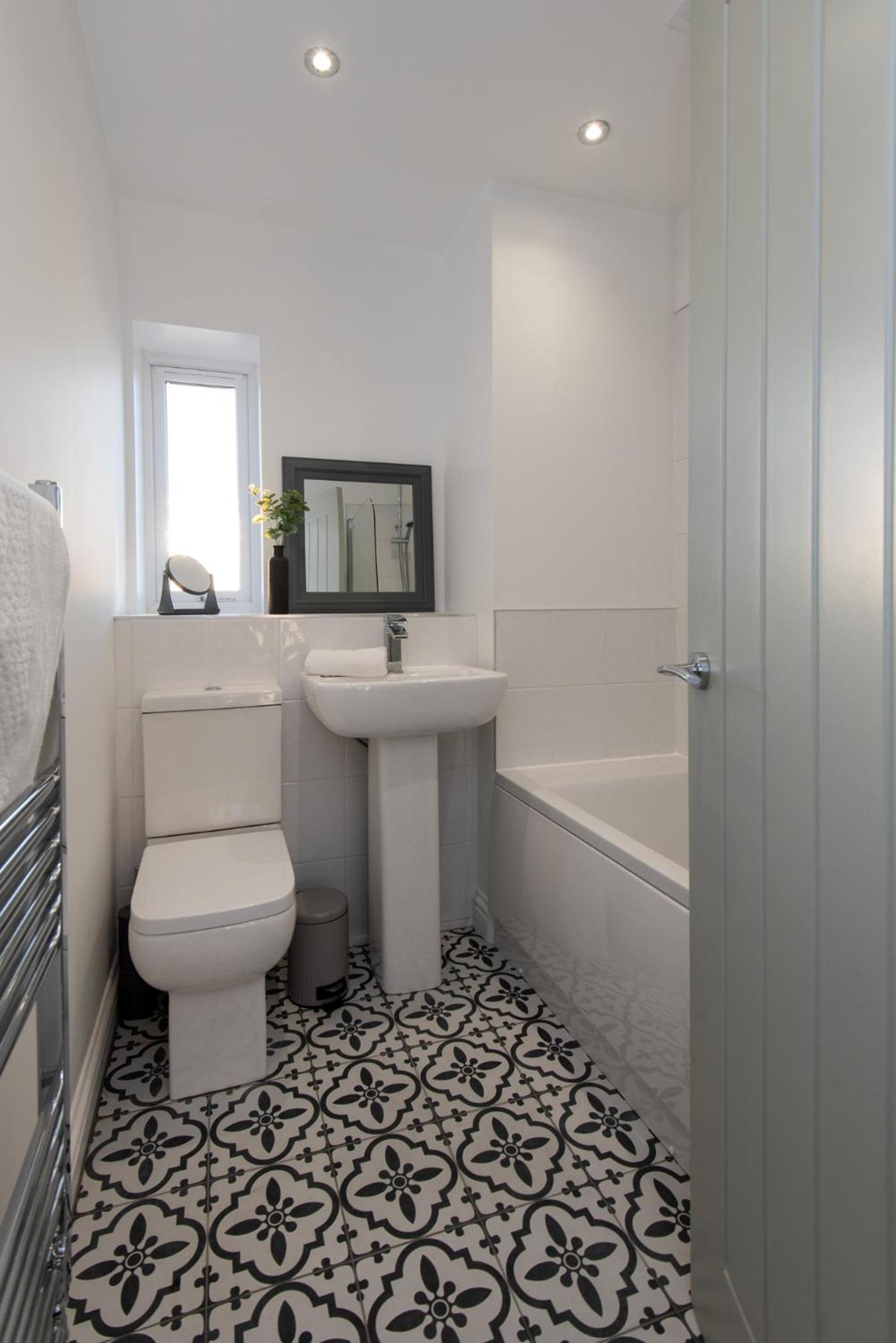 Three-Bedroom House photo 2