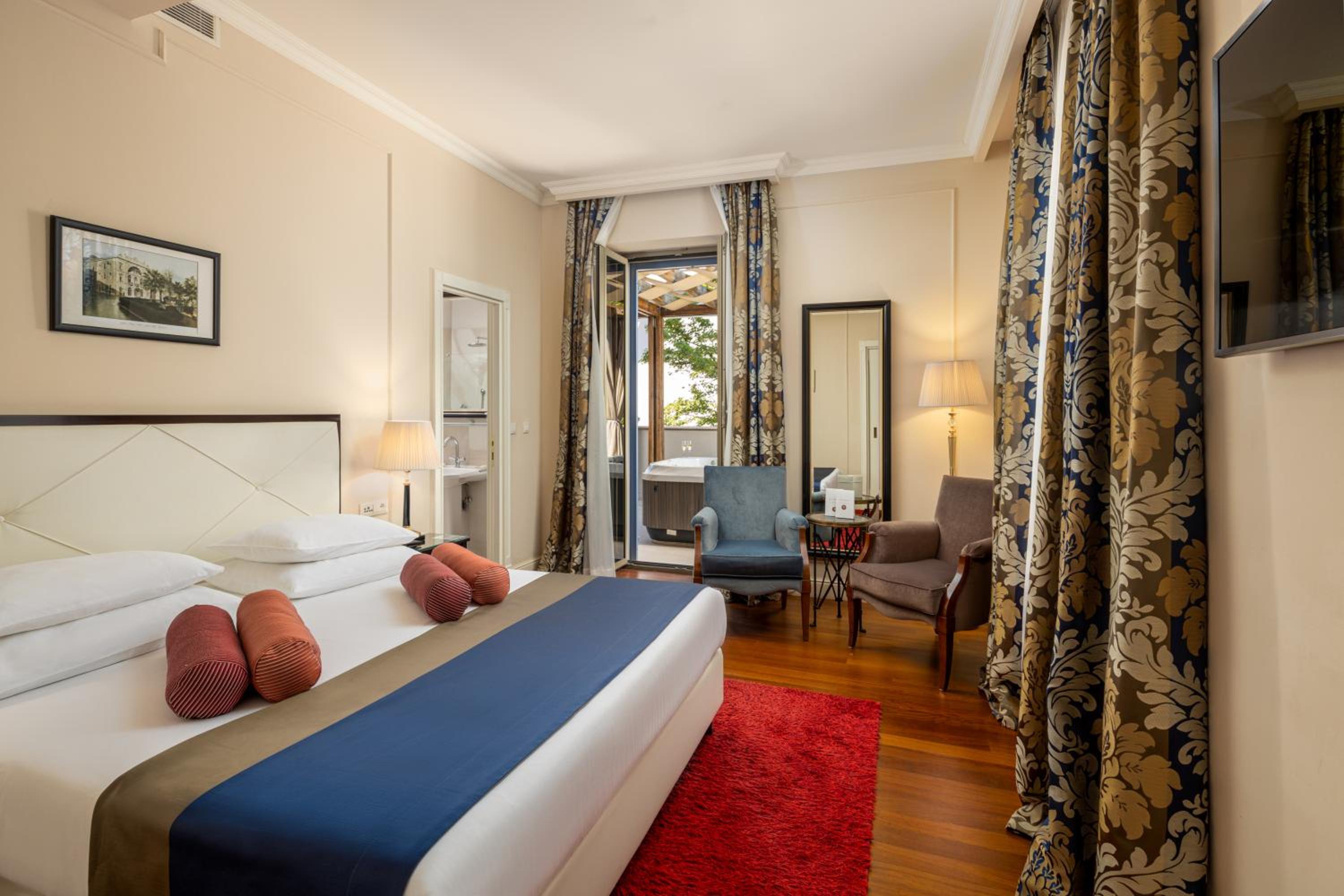 Executive Suite photo 2