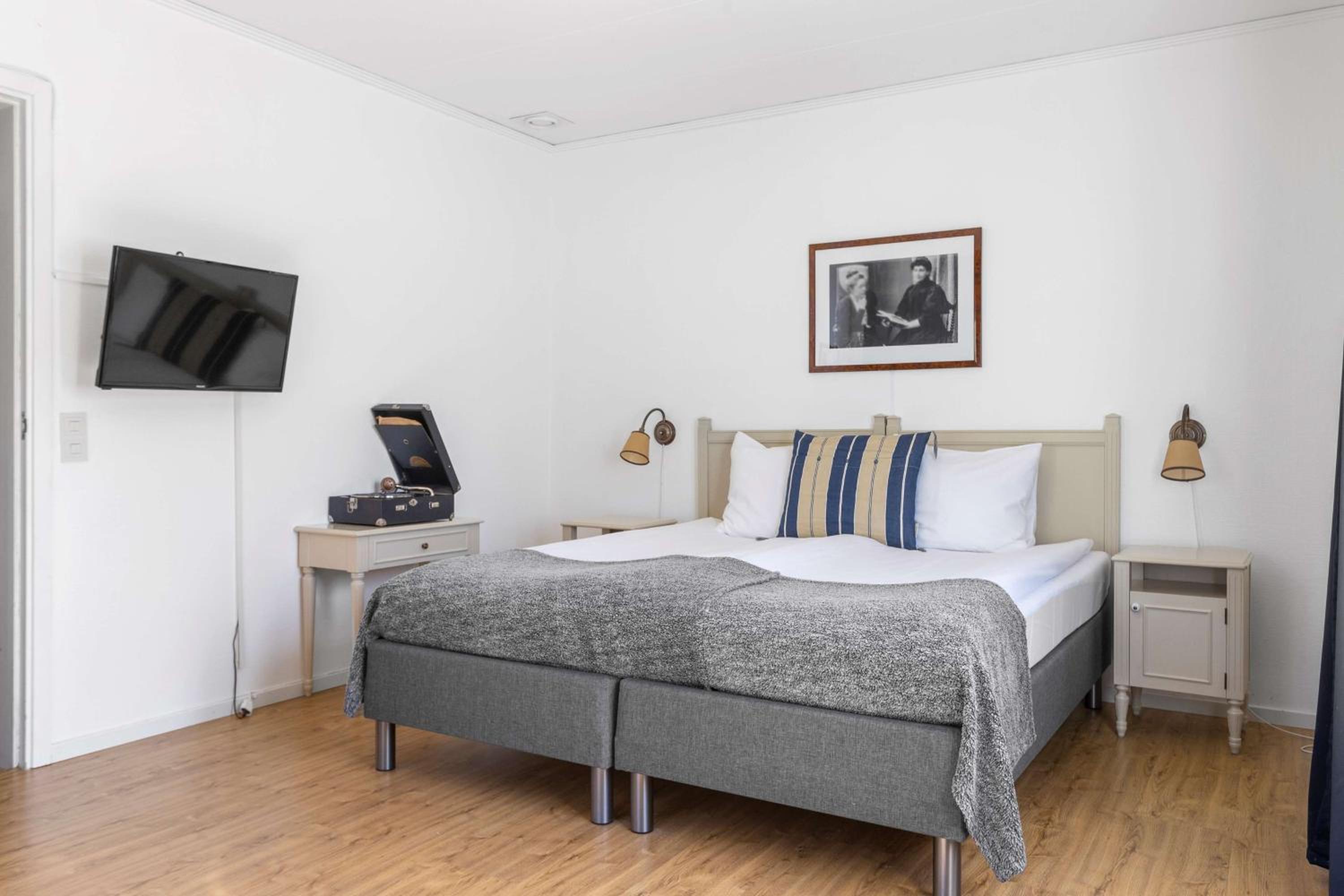 Two-Bedroom Suite photo 1