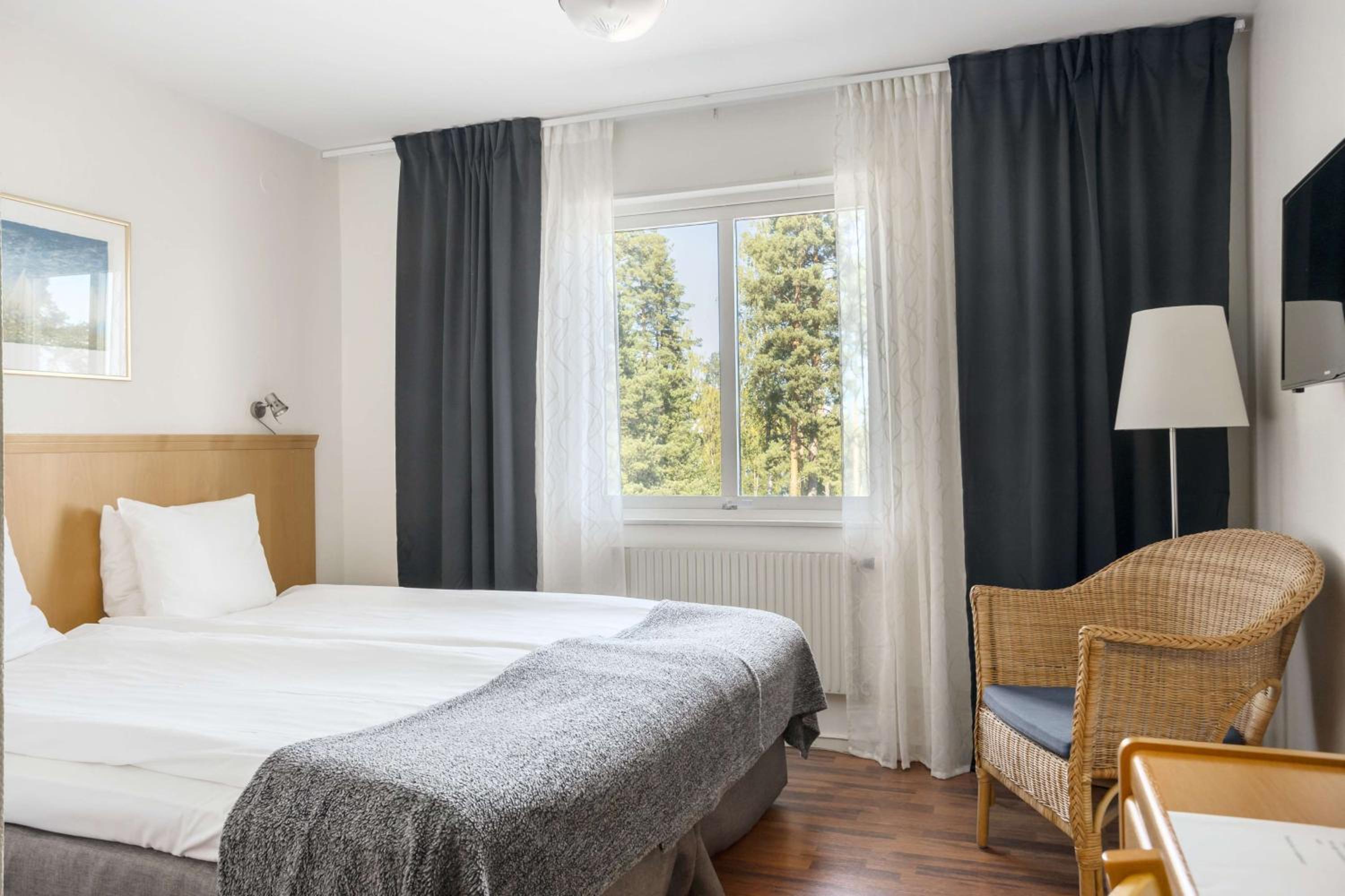 Double Room with Lake View photo 3