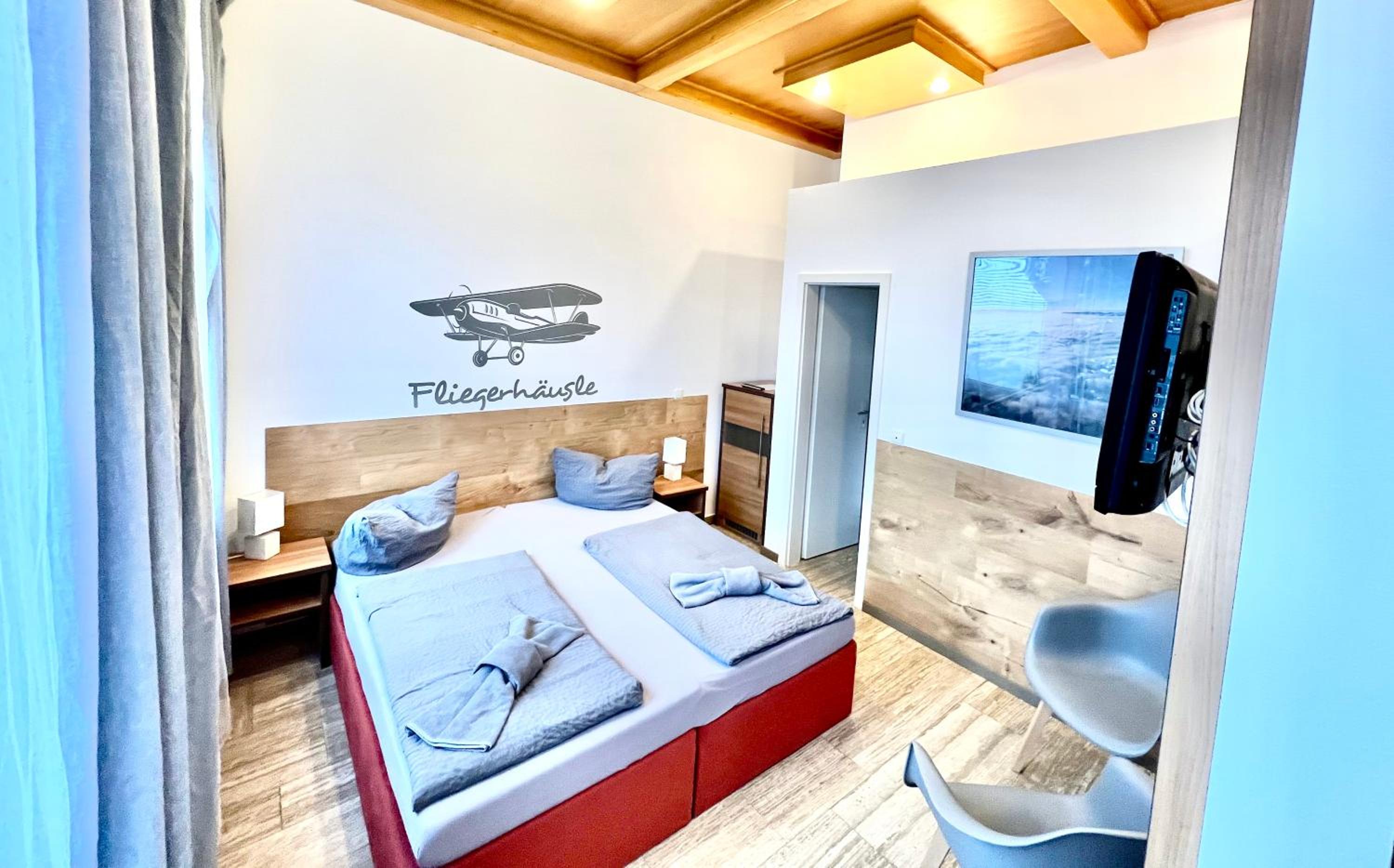 Double Room with extra bed and large Community terrace  - Photo 11