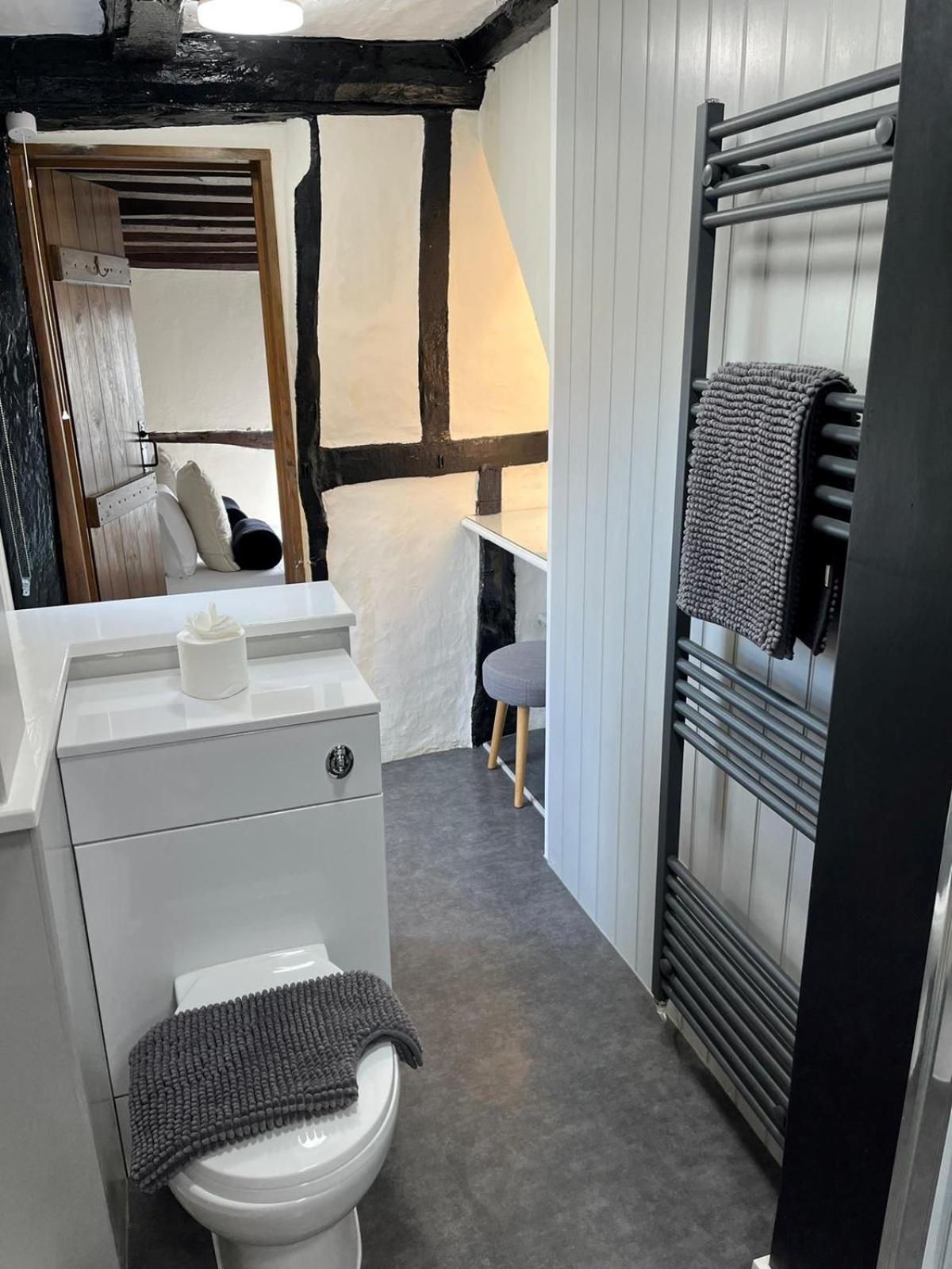 Double Room with Private Bathroom photo 3
