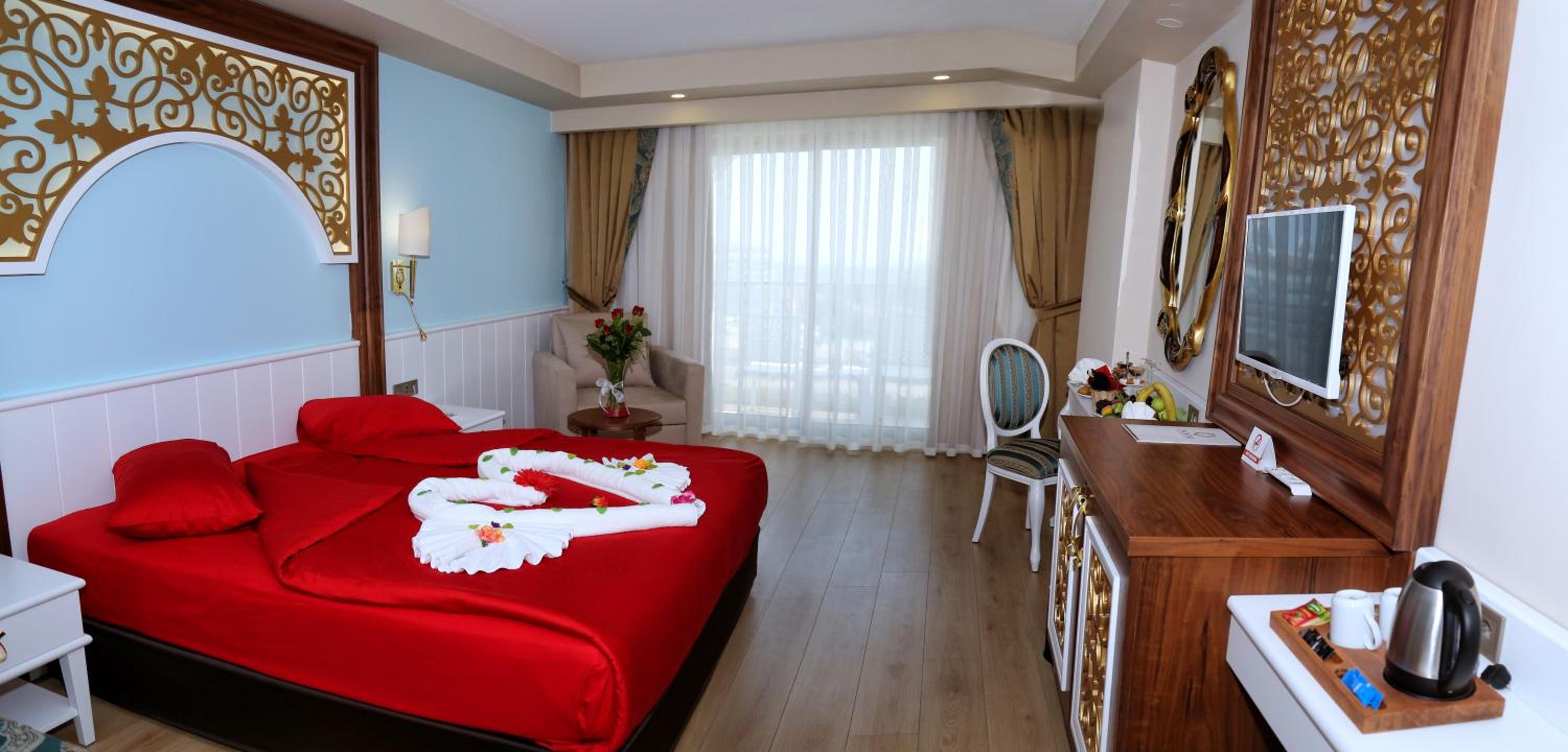 Deluxe Triple Room with Sea View photo 3