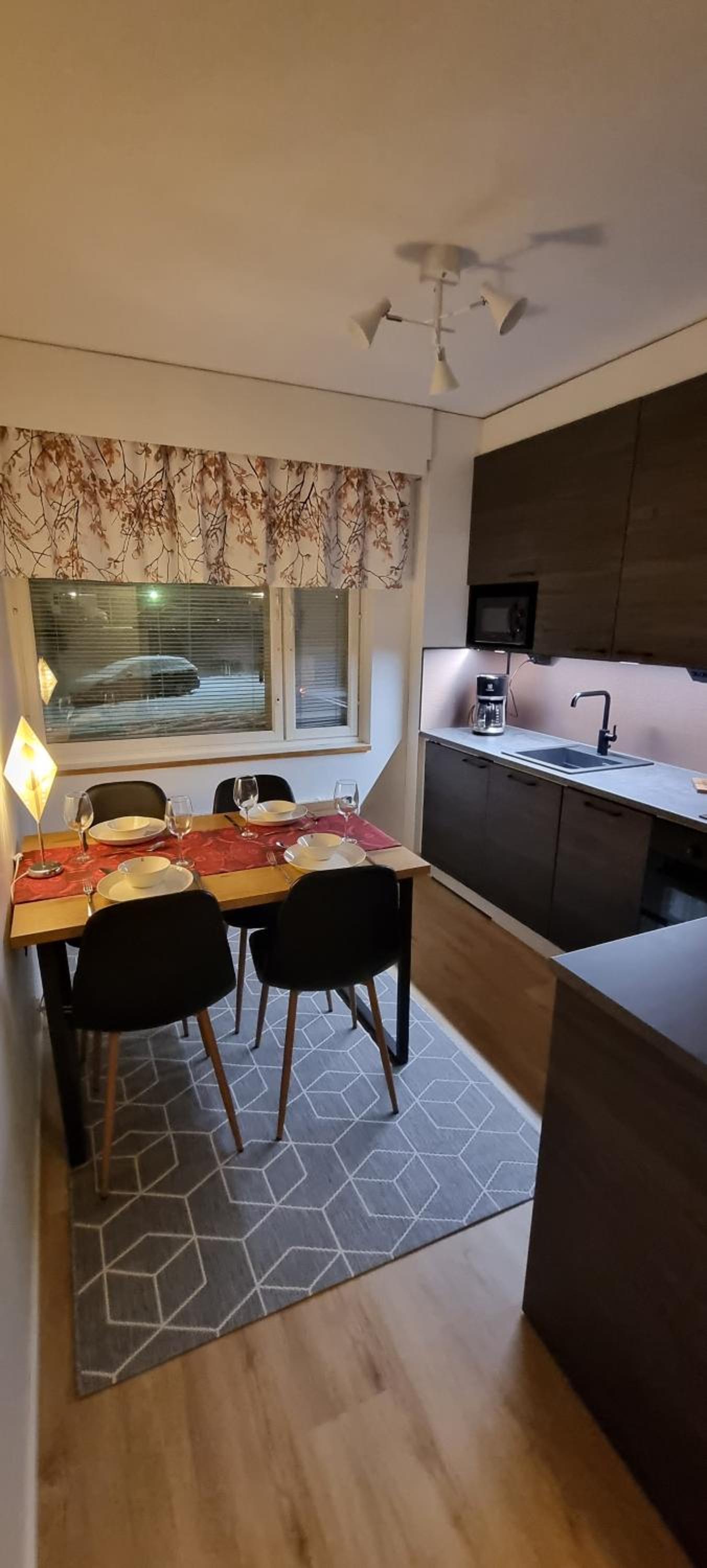 One-Bedroom Apartment