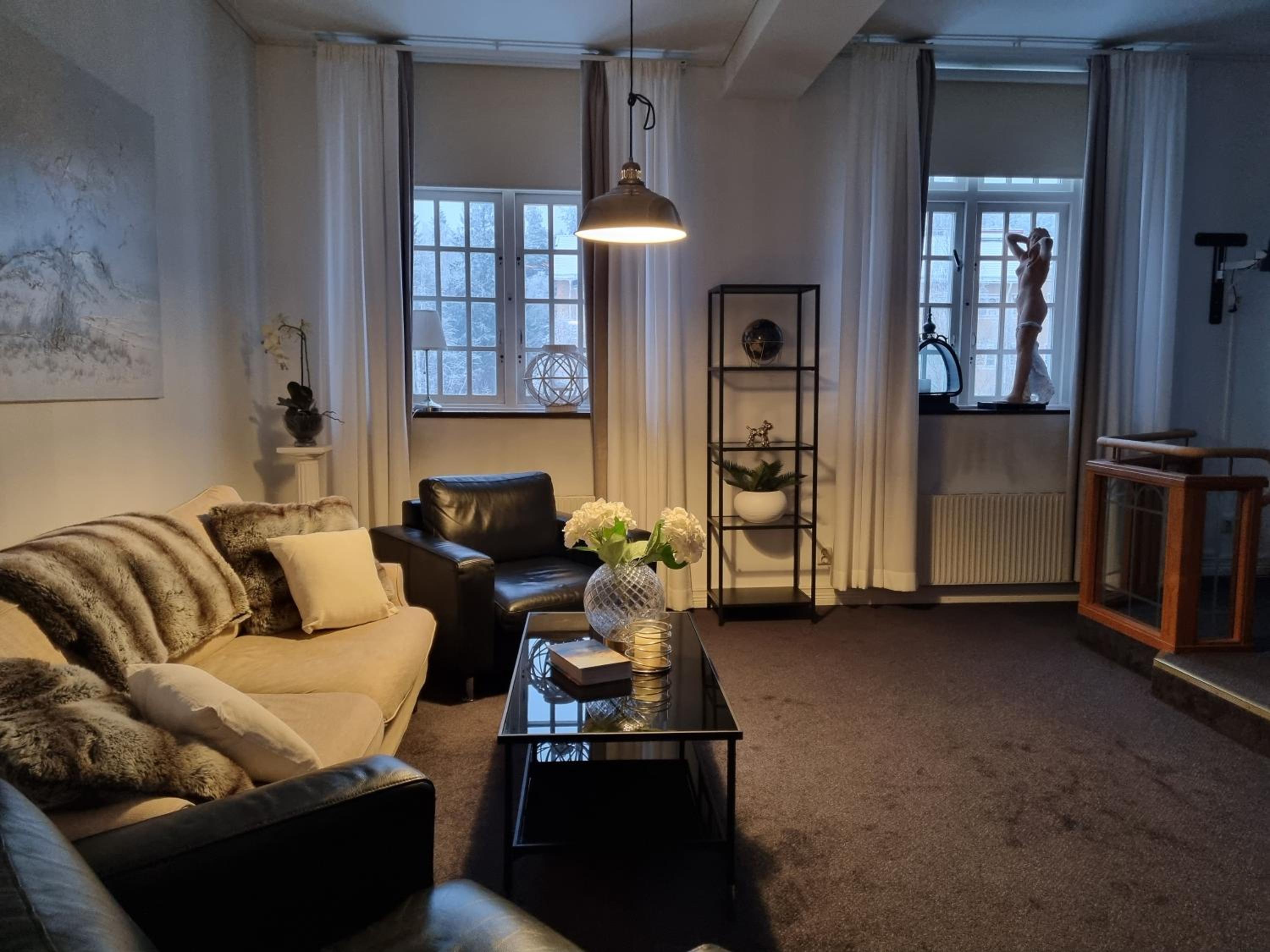Suite - Photo 4