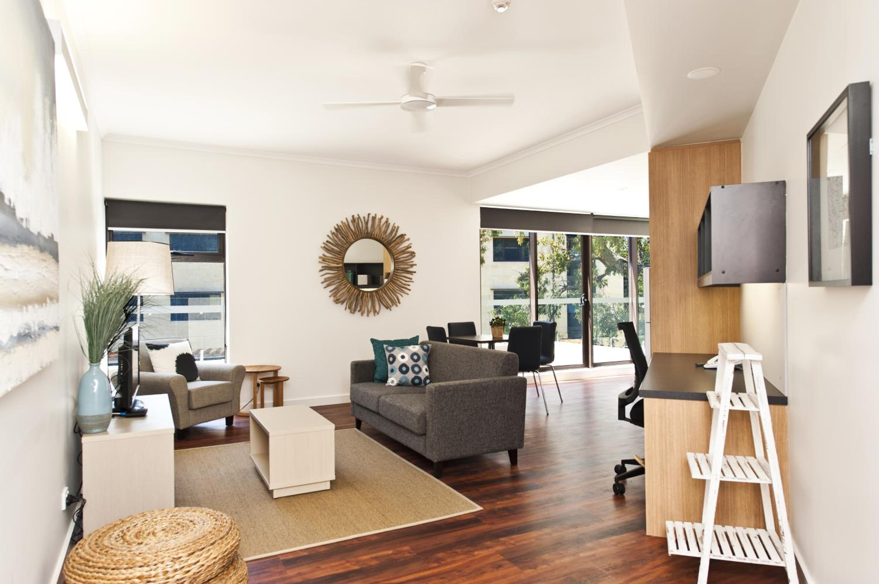 Premium One-Bedroom Apartment, photo 7