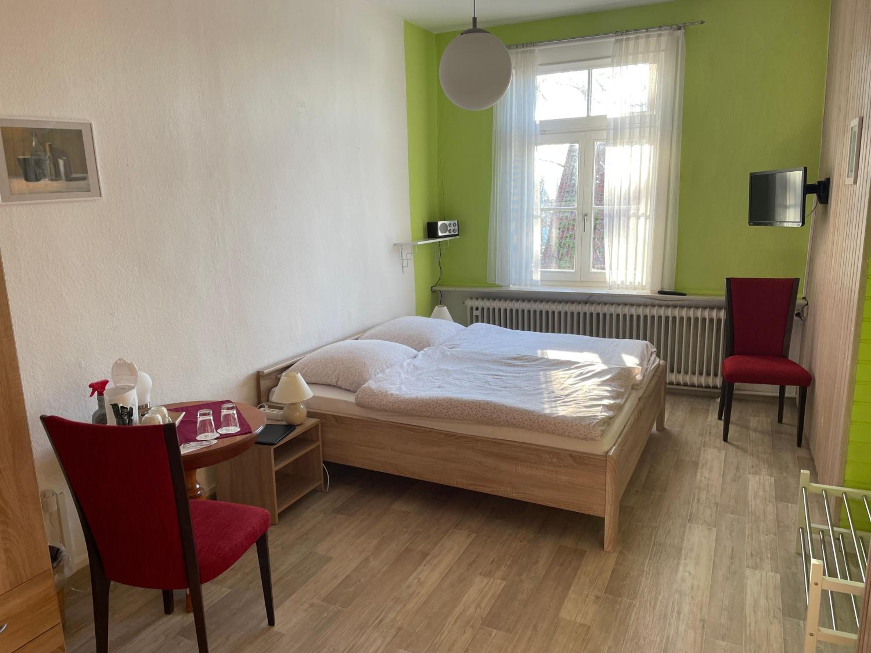 Double Room with Private Bathroom photo 3