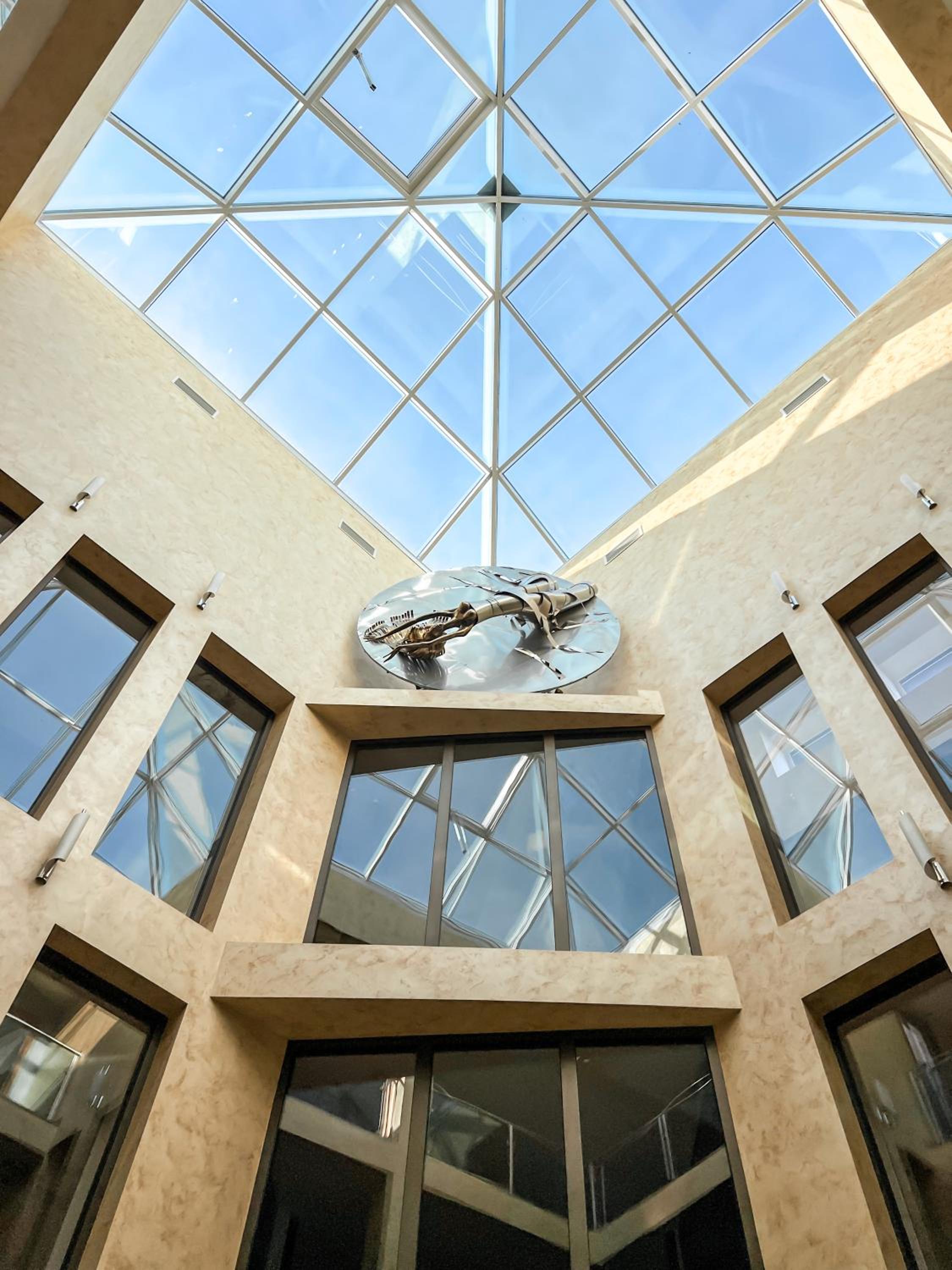 Suite - Photo 29