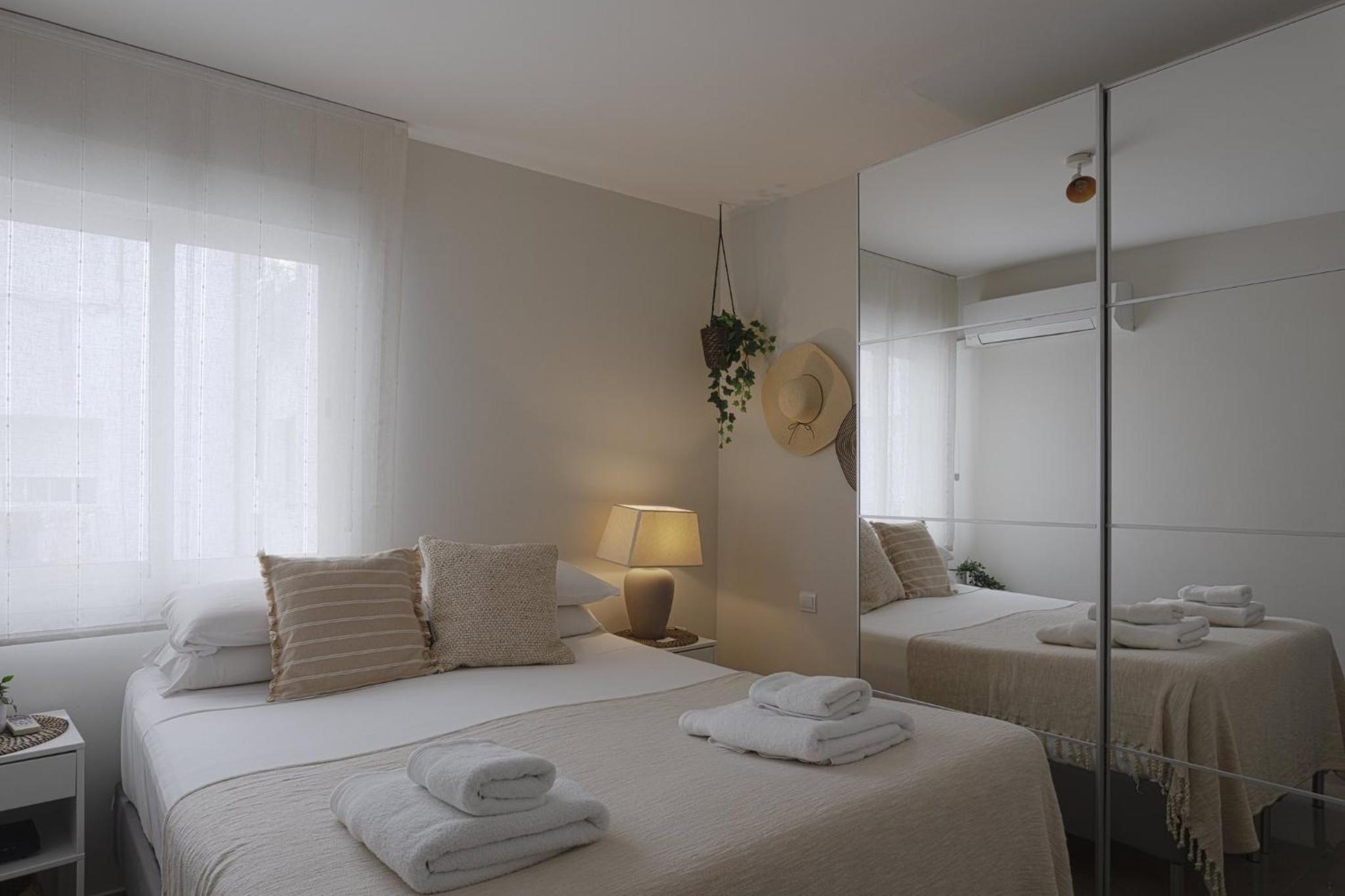 Apartamento con Balcón