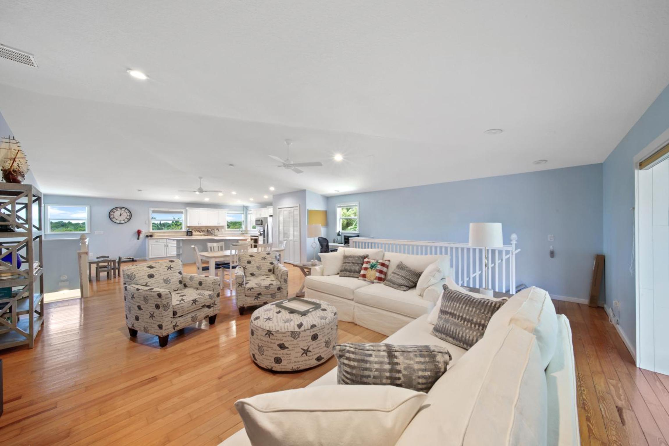 Three-Bedroom House photo 1