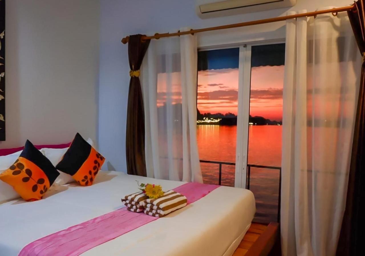Superior Double Room with River View - Photo 9