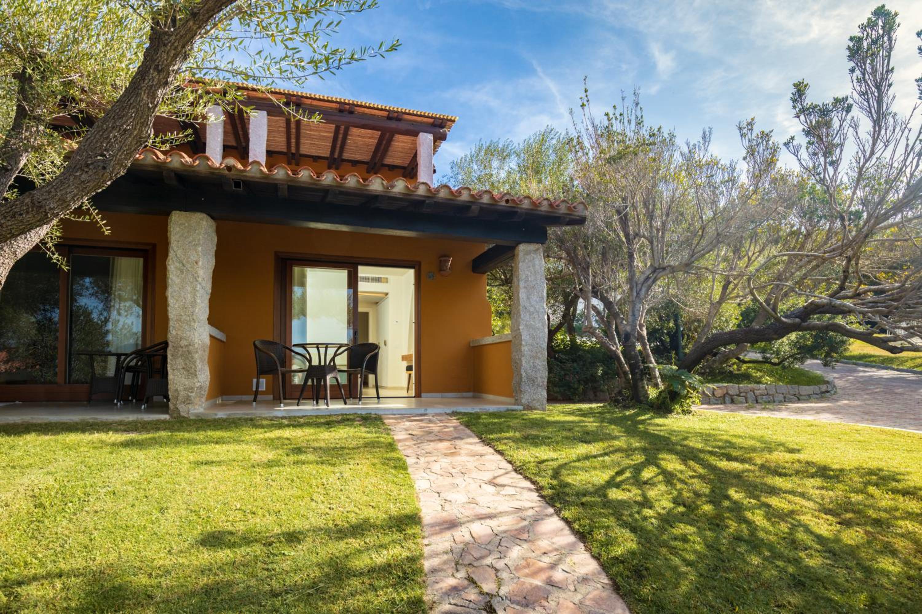 Family Room With Garden View