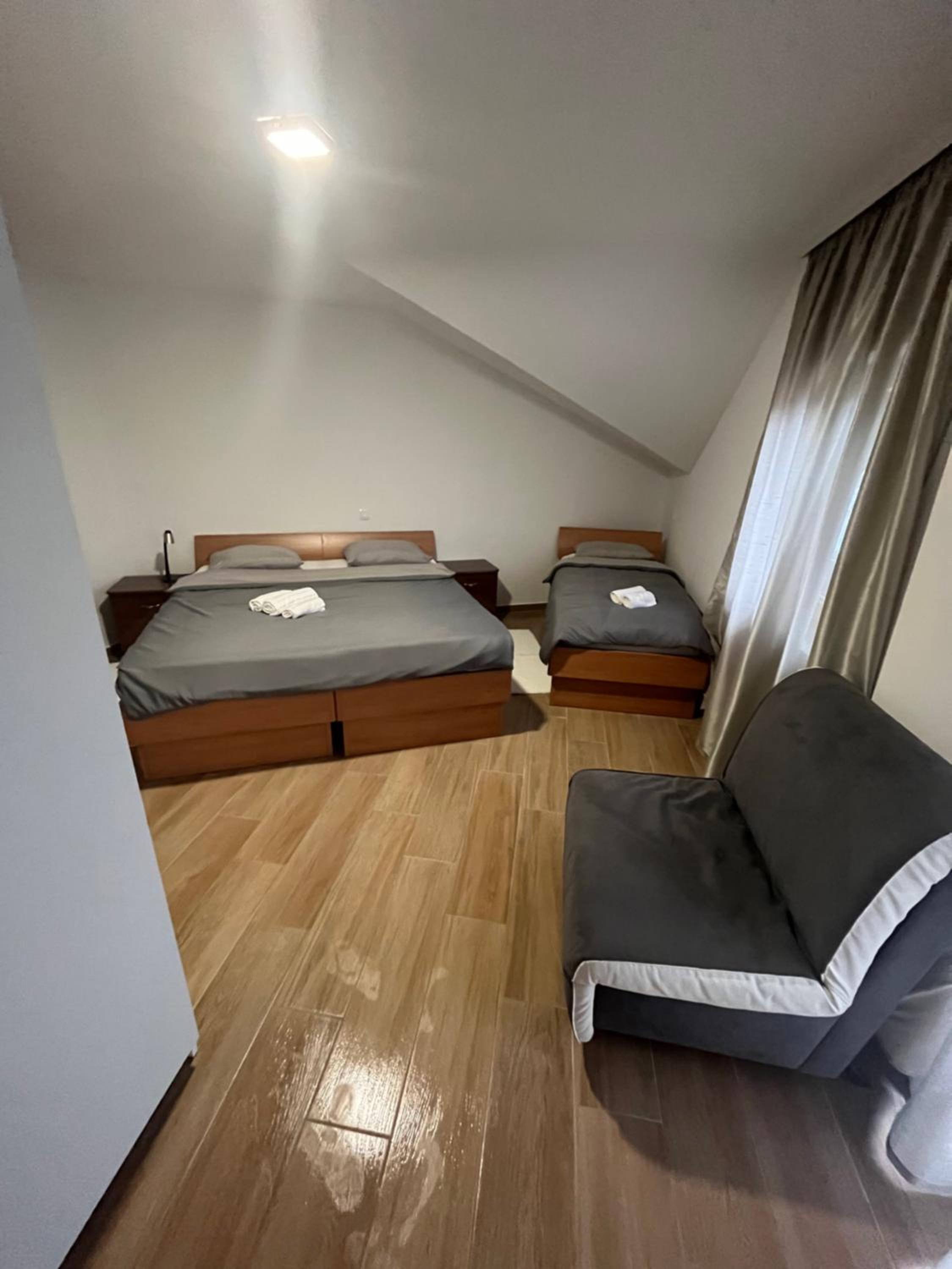 Deluxe Triple Room - Photo 1