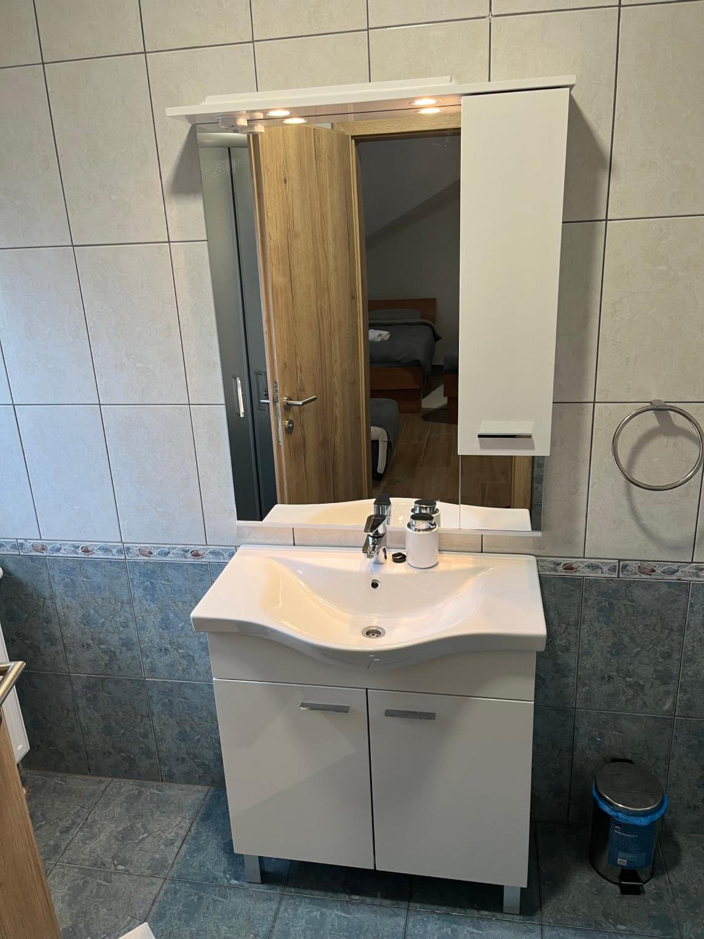 Deluxe Triple Room - Photo 4