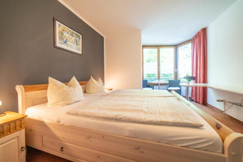 Premium Double Room - Photo 8