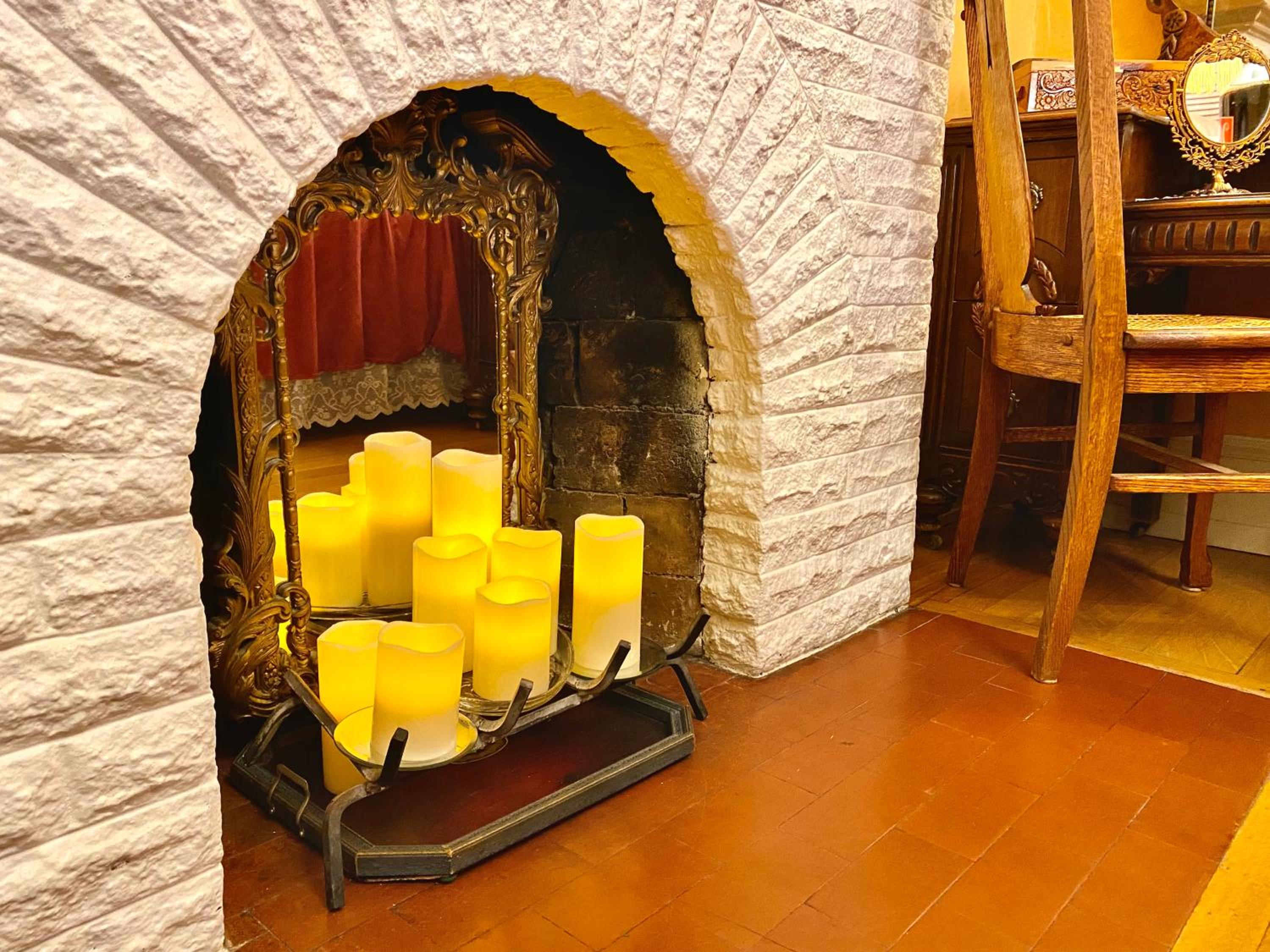 Two-Bedroom Suite - Photo 7