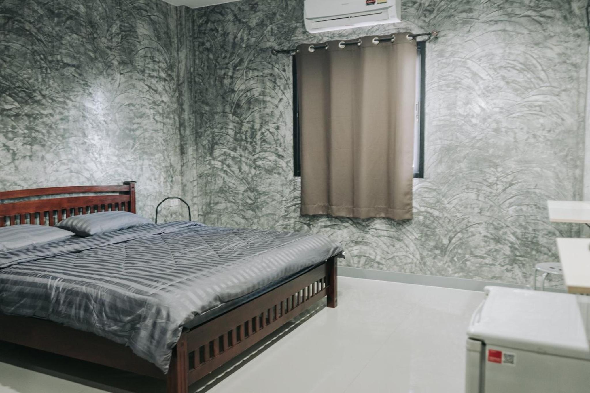 Deluxe Double Room - Photo 13