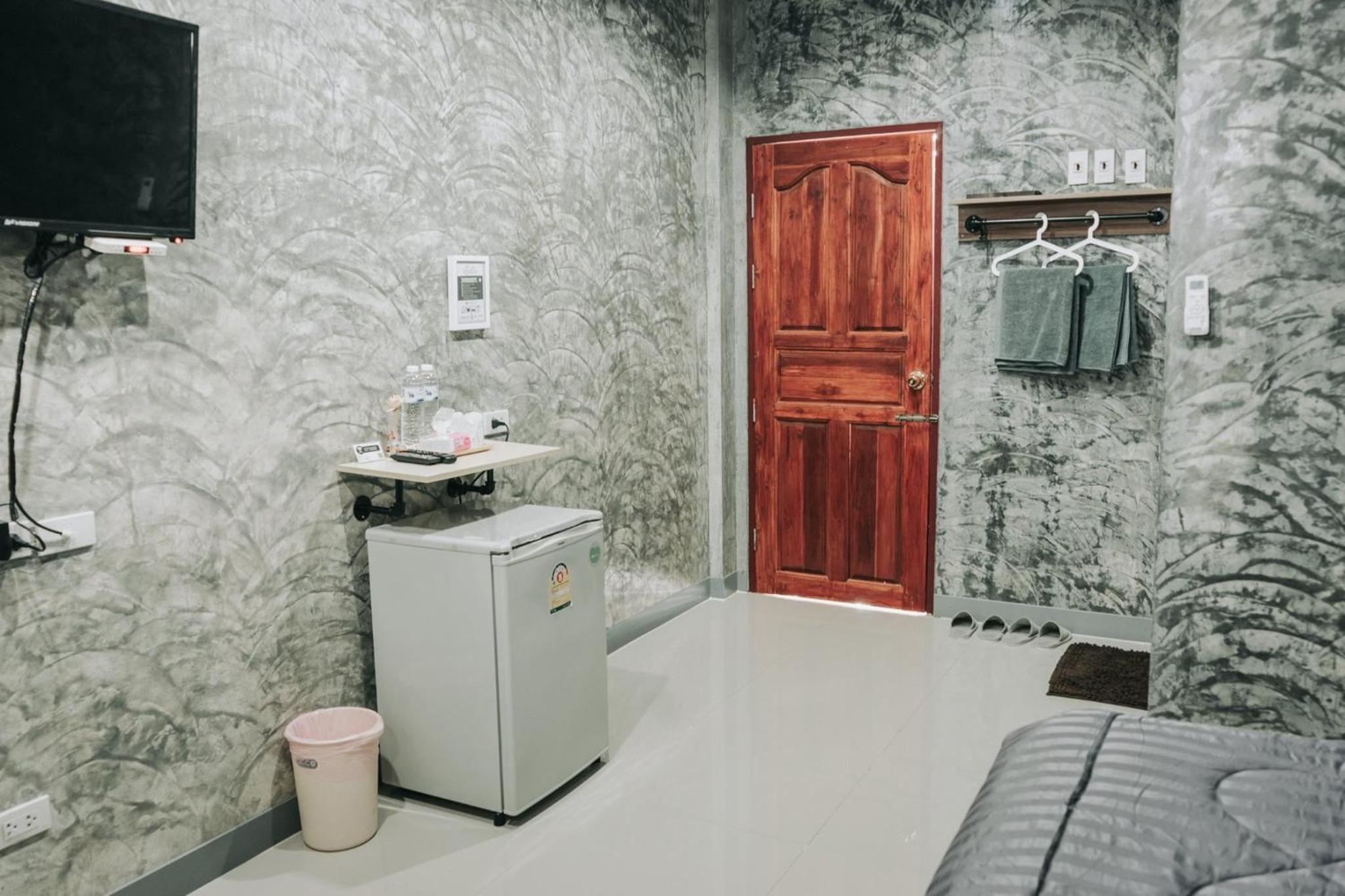 Deluxe Double Room - Photo 12