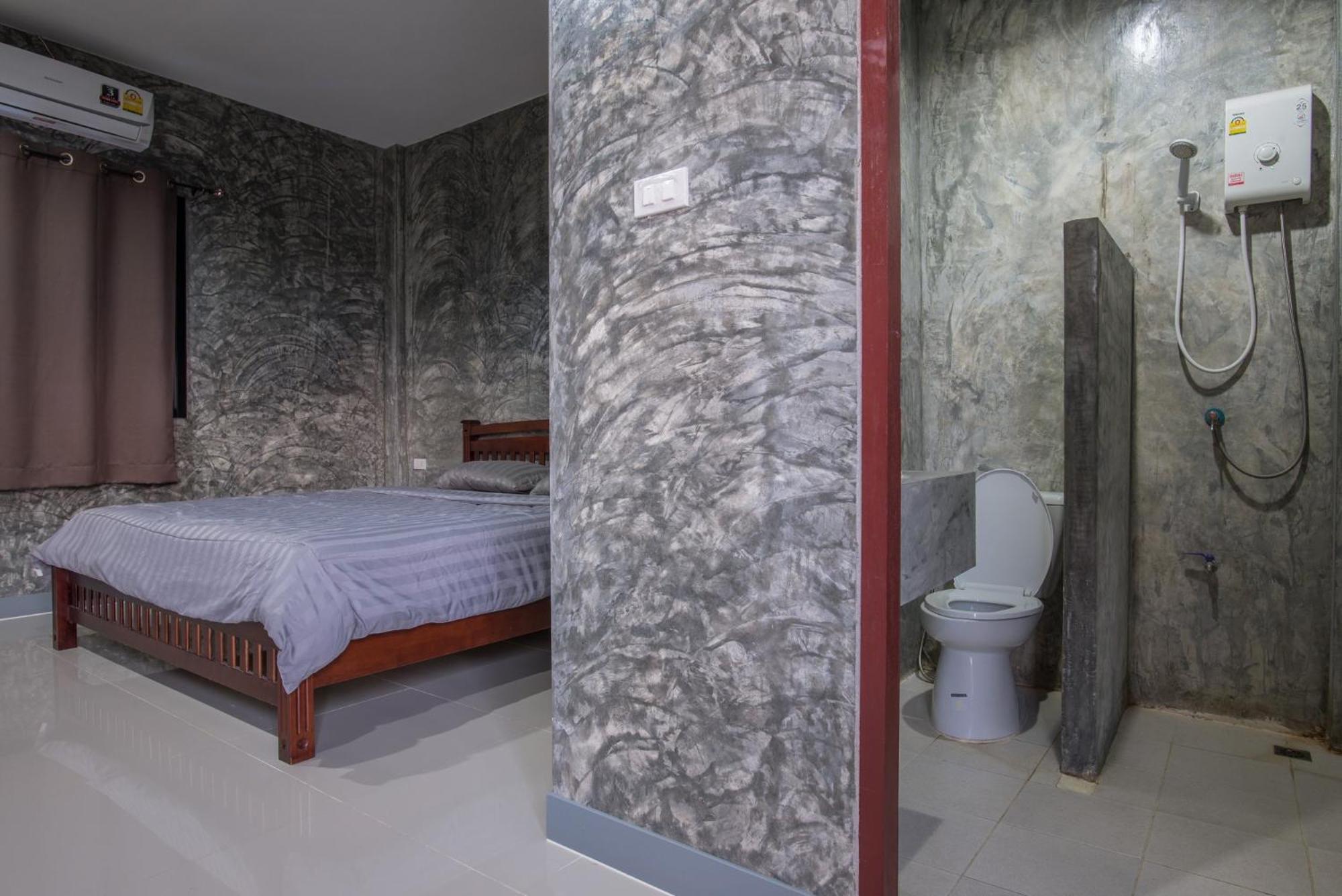 Deluxe Double Room - Photo 6