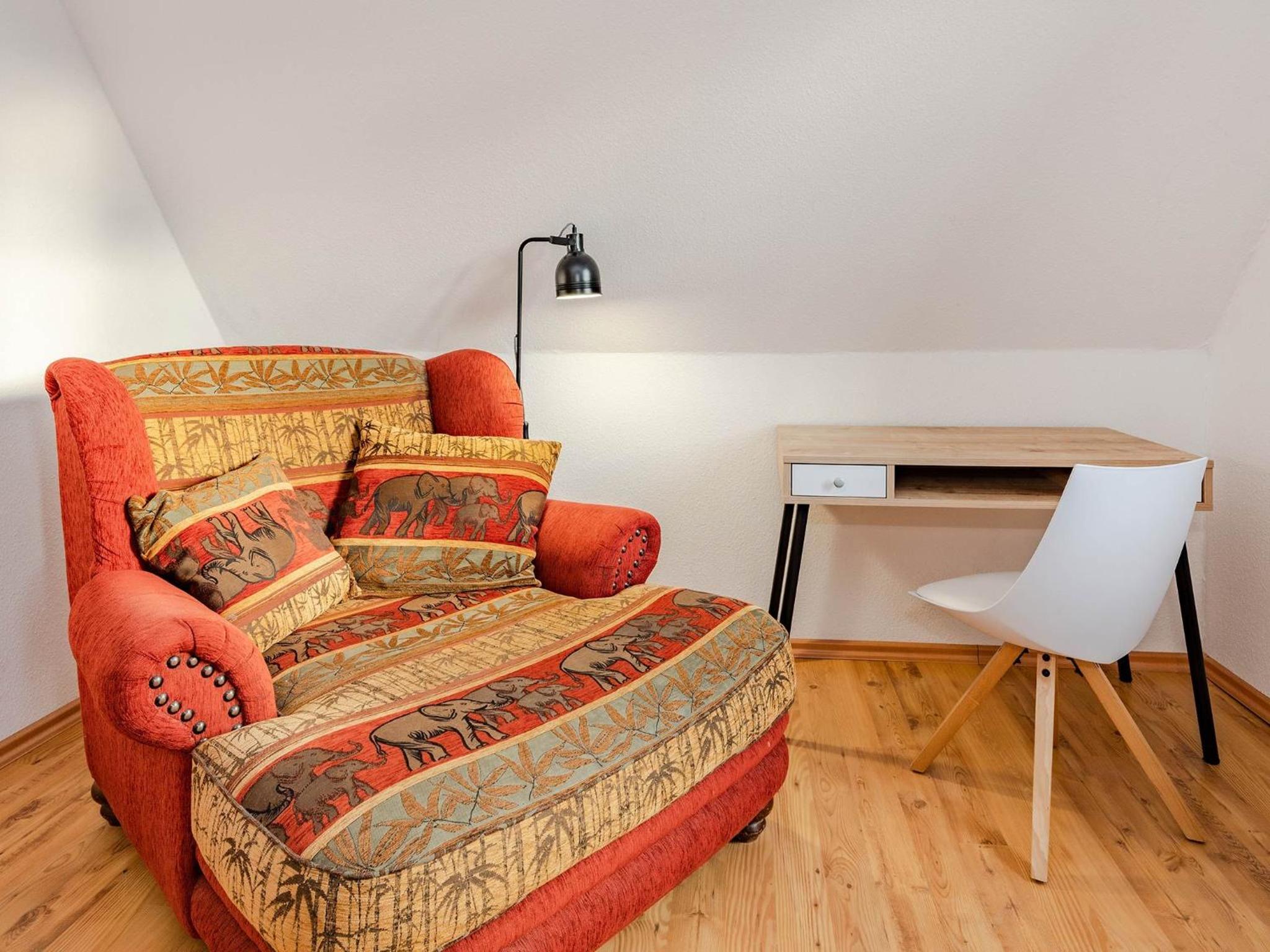 Three-Bedroom House photo 3