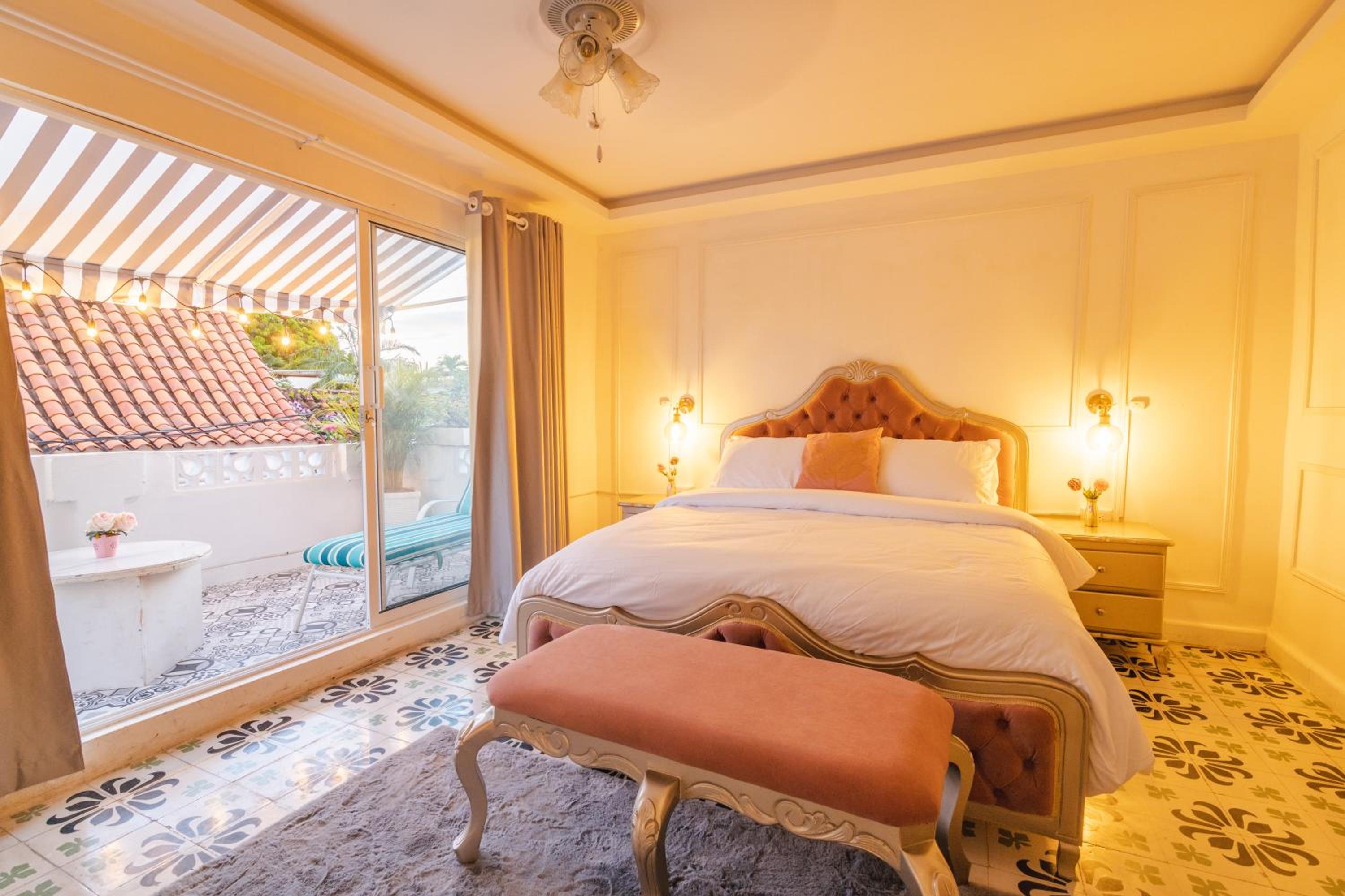 Triple Room with Terrace photo 2