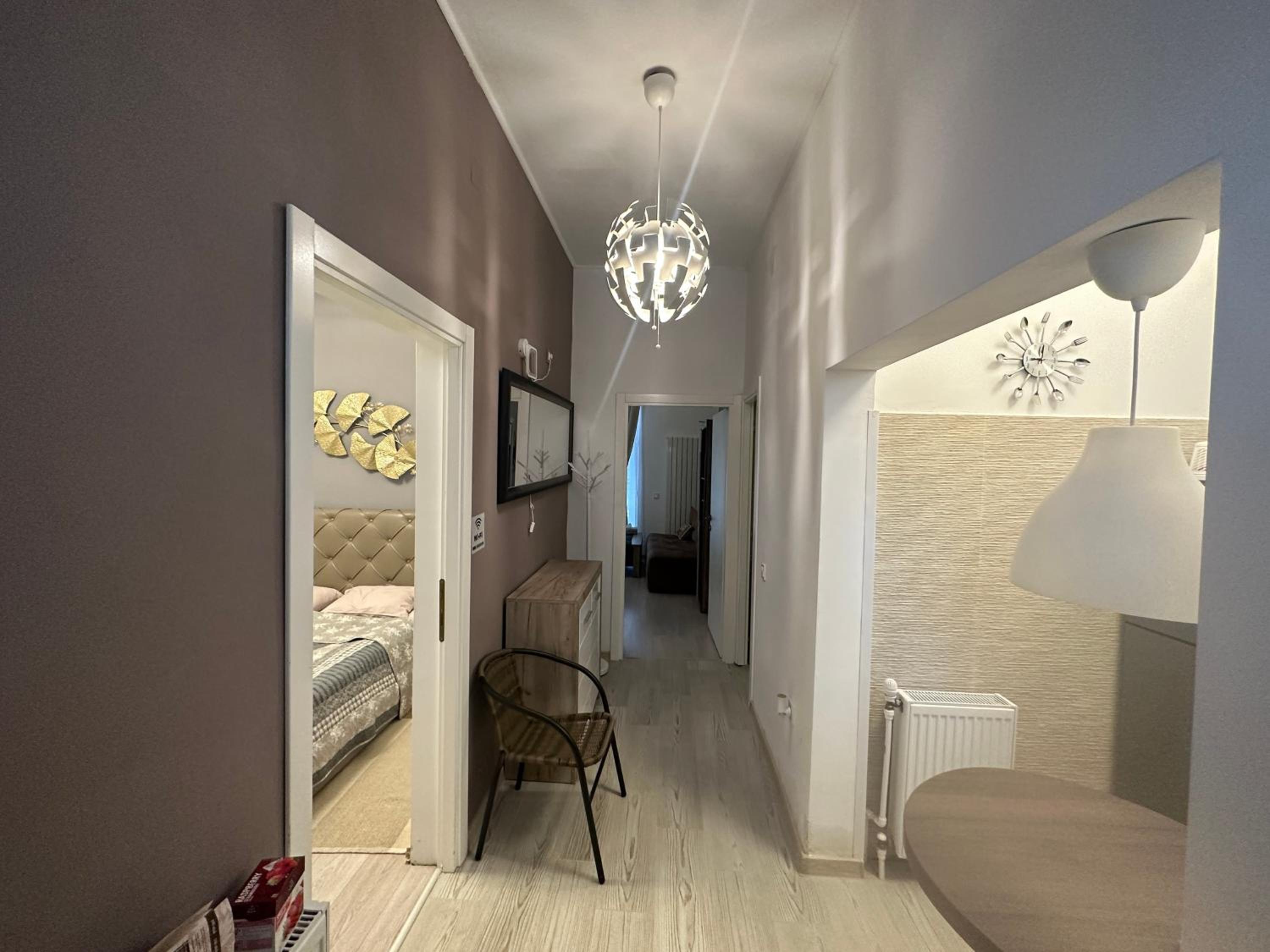 Two-Bedroom Apartment - Photo 3