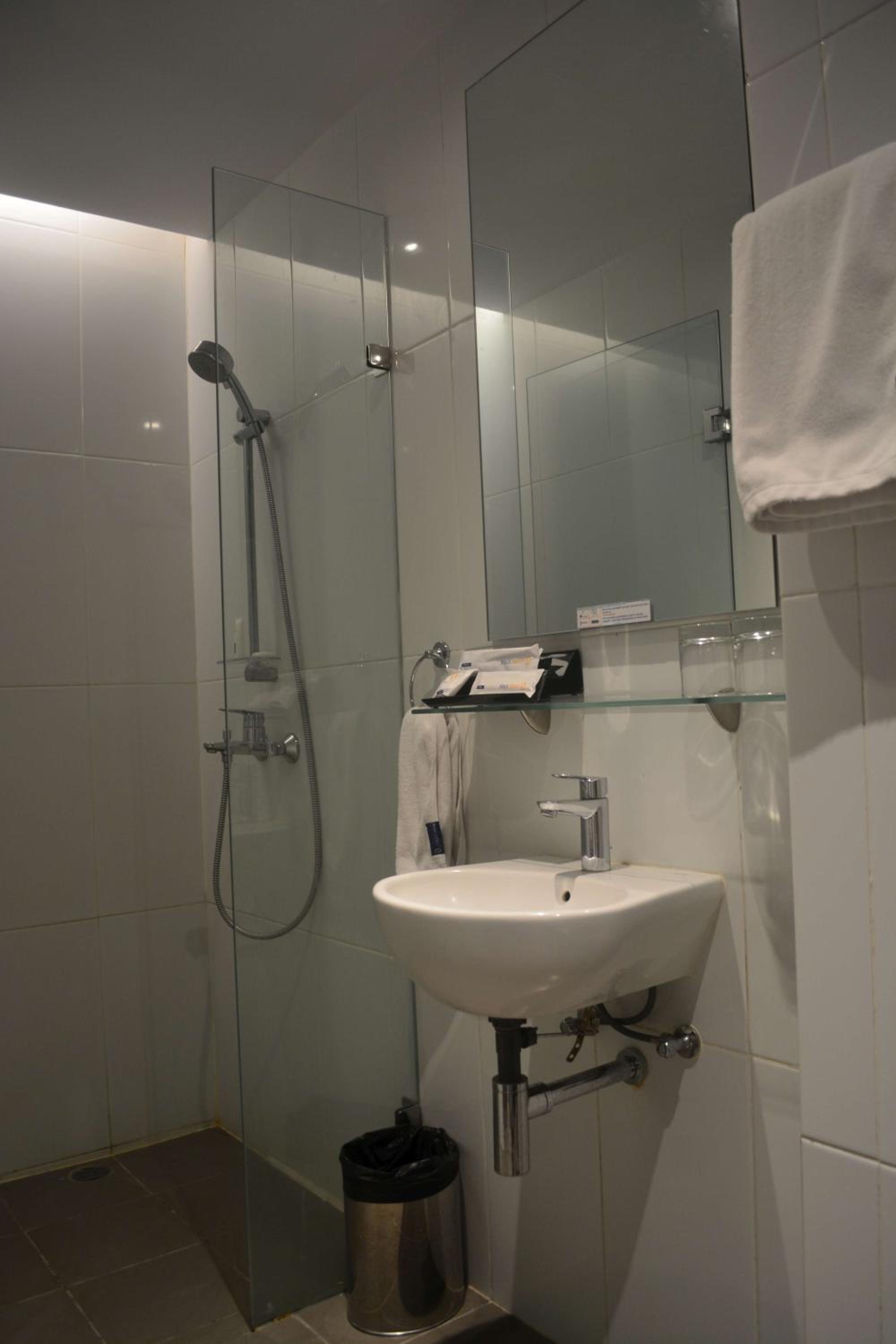 Superior Twin Room - Photo 2