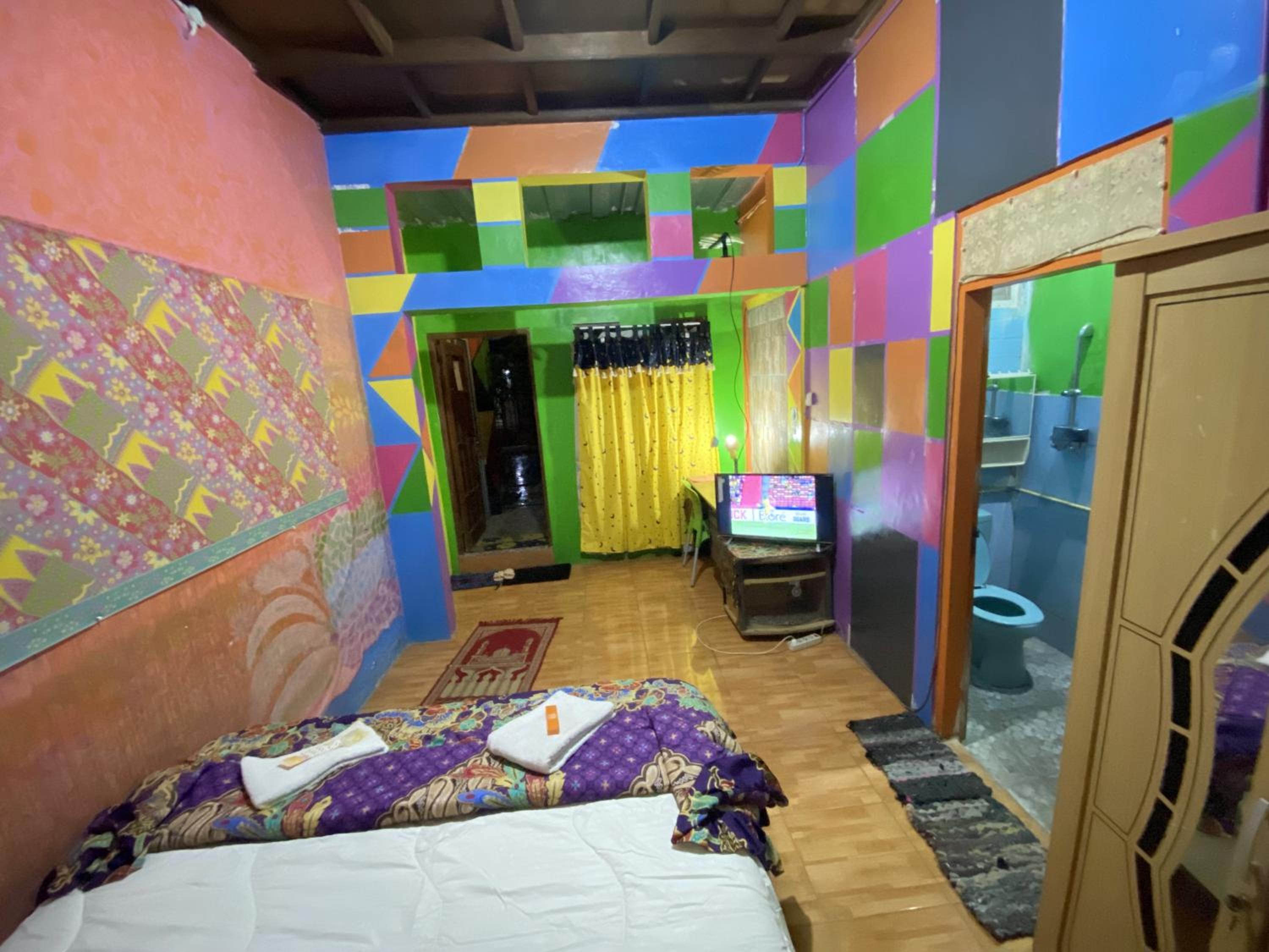 Large Double Room - Photo 2