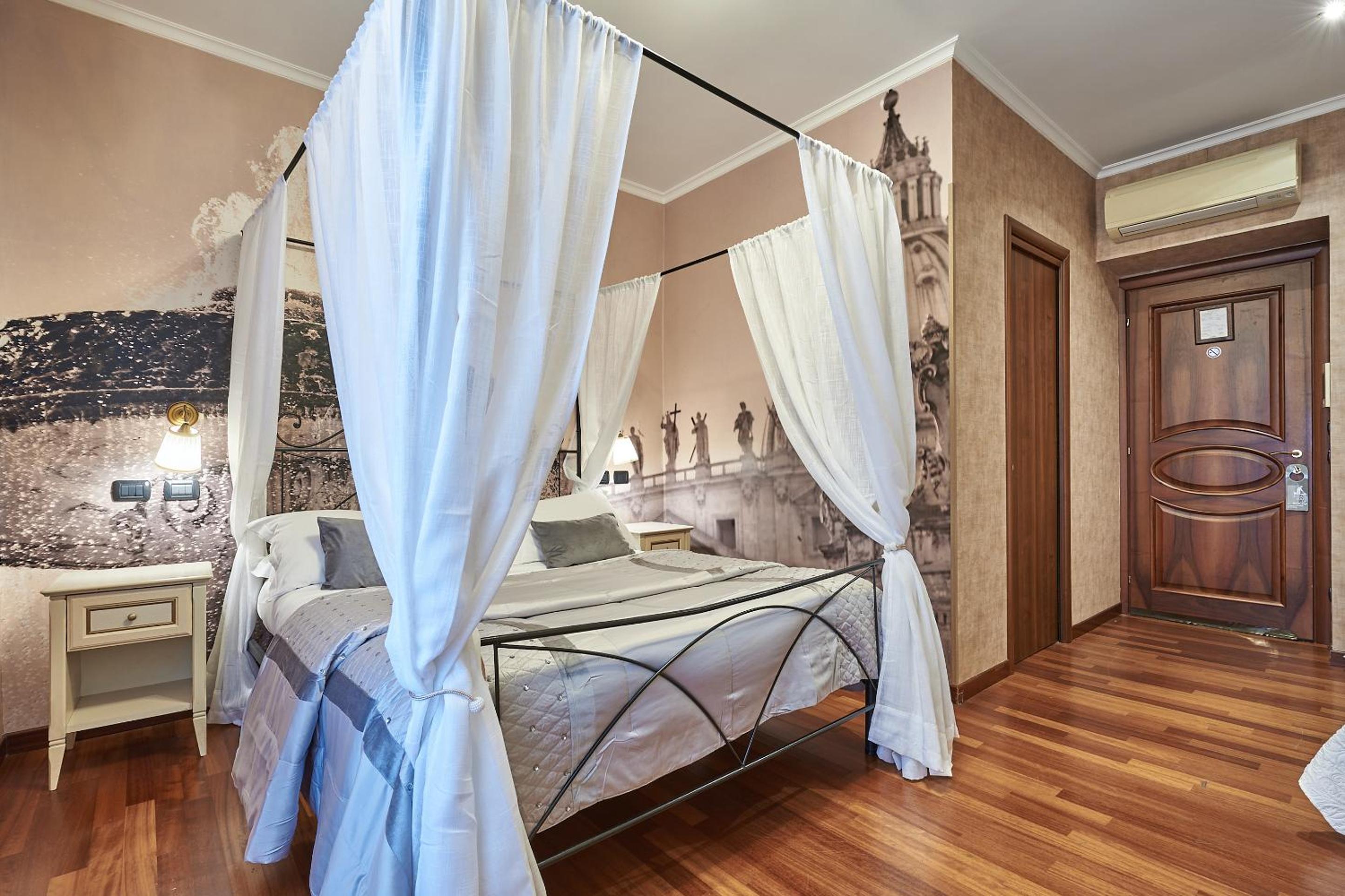 Superior Suite photo 1