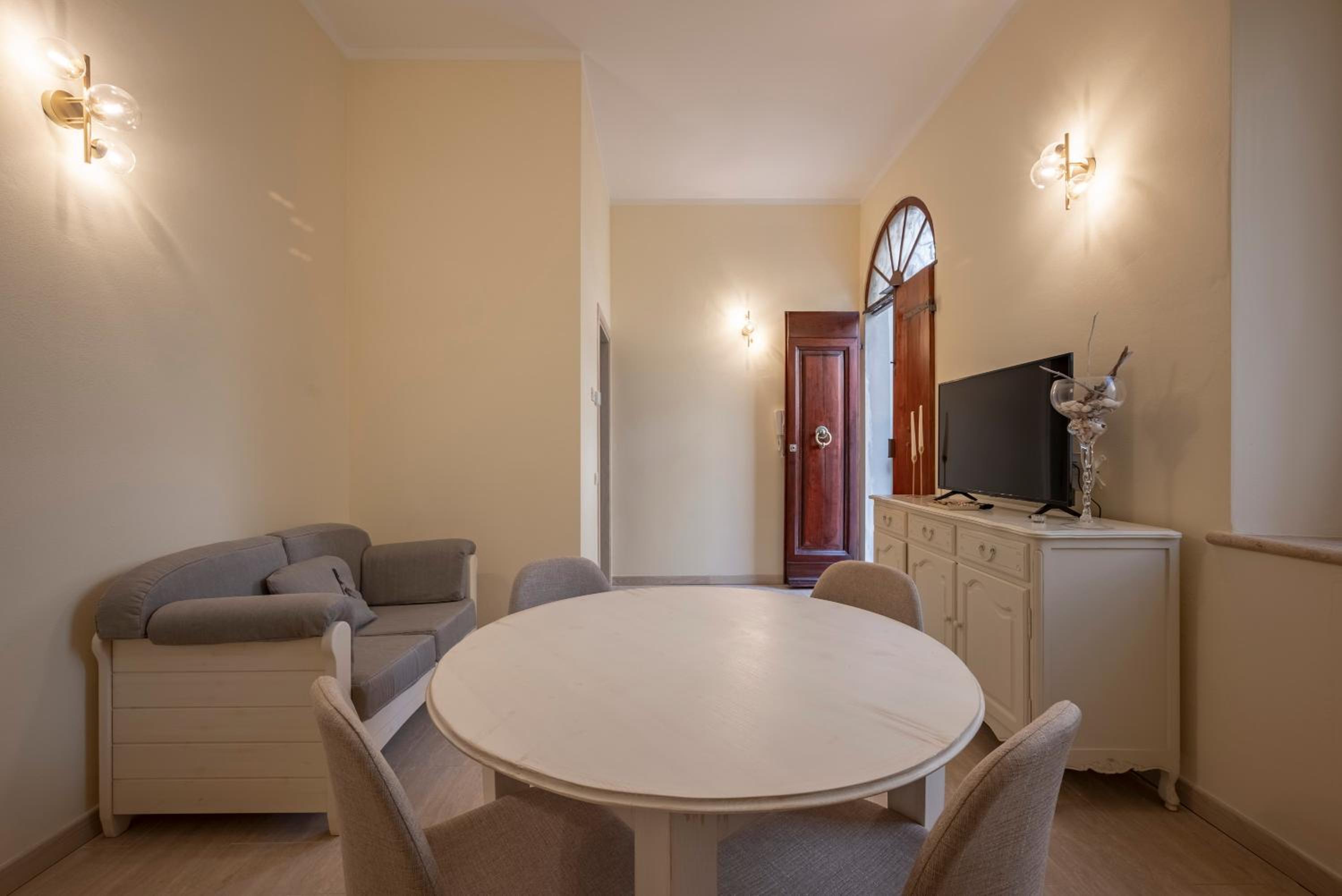 Apartment - Ground Floor photo 1