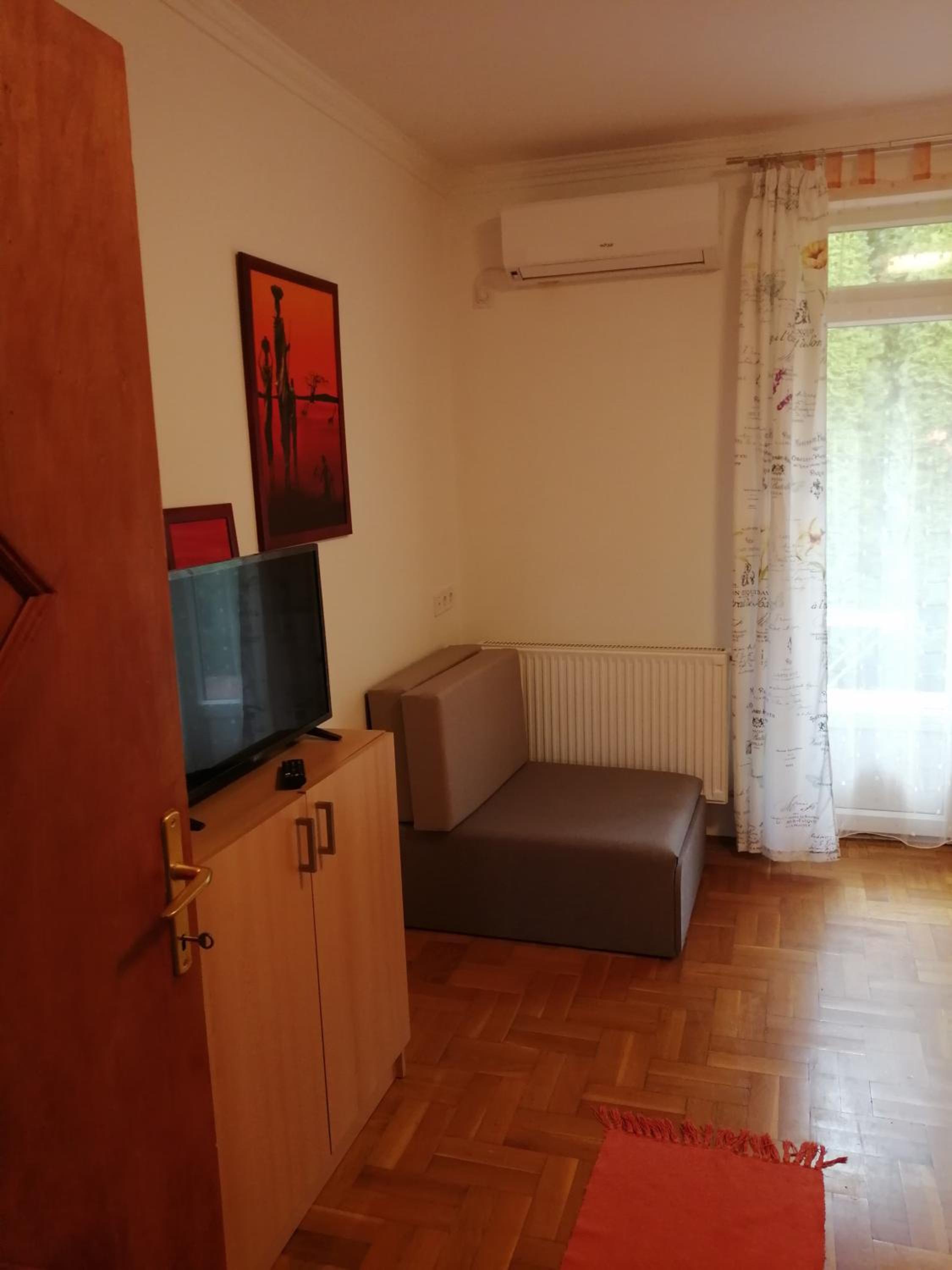 Apartment (2 Adults) photo 2