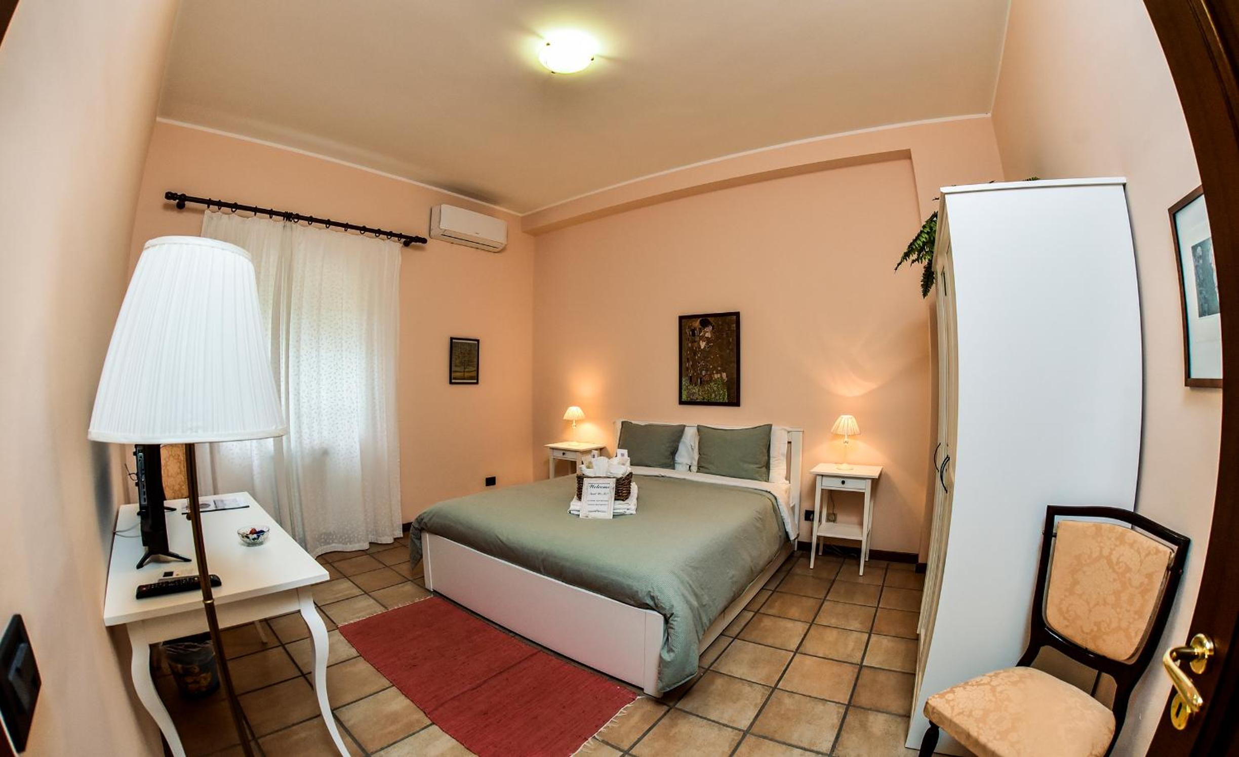 Double or Twin Room - Disability Access - Photo 3