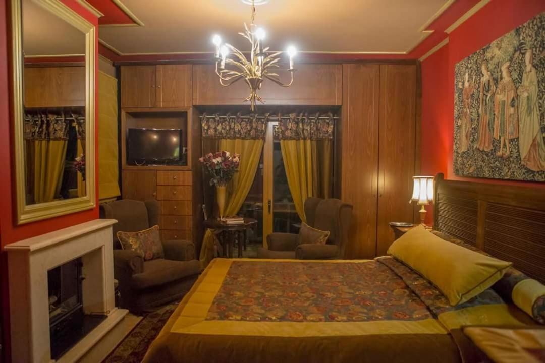 Superior King Room photo 3