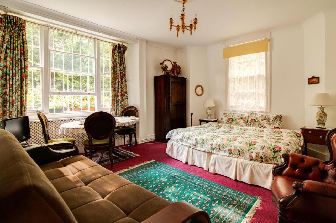 Triple Room with Garden View photo 2