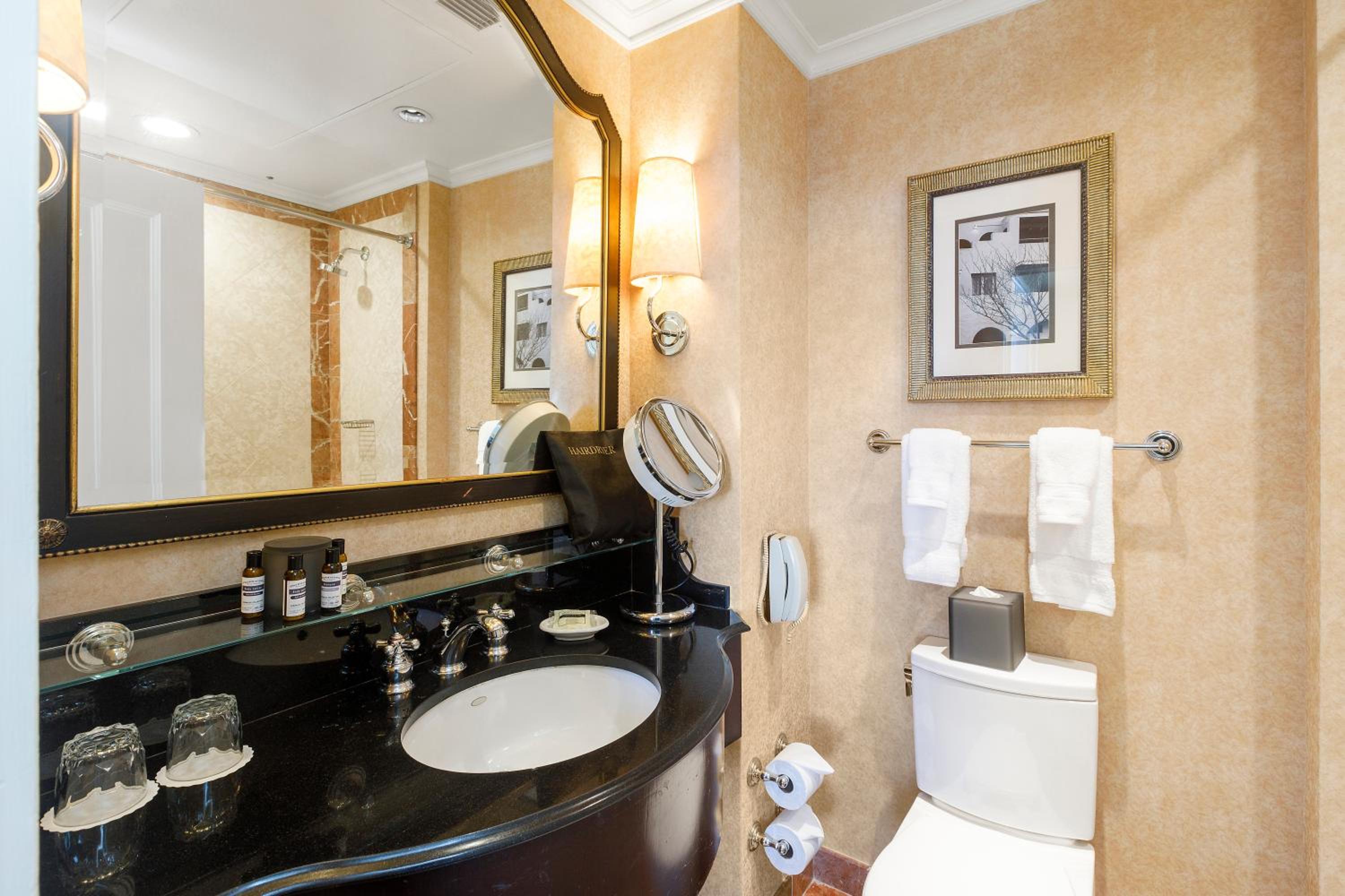 Classic Room - Photo 2