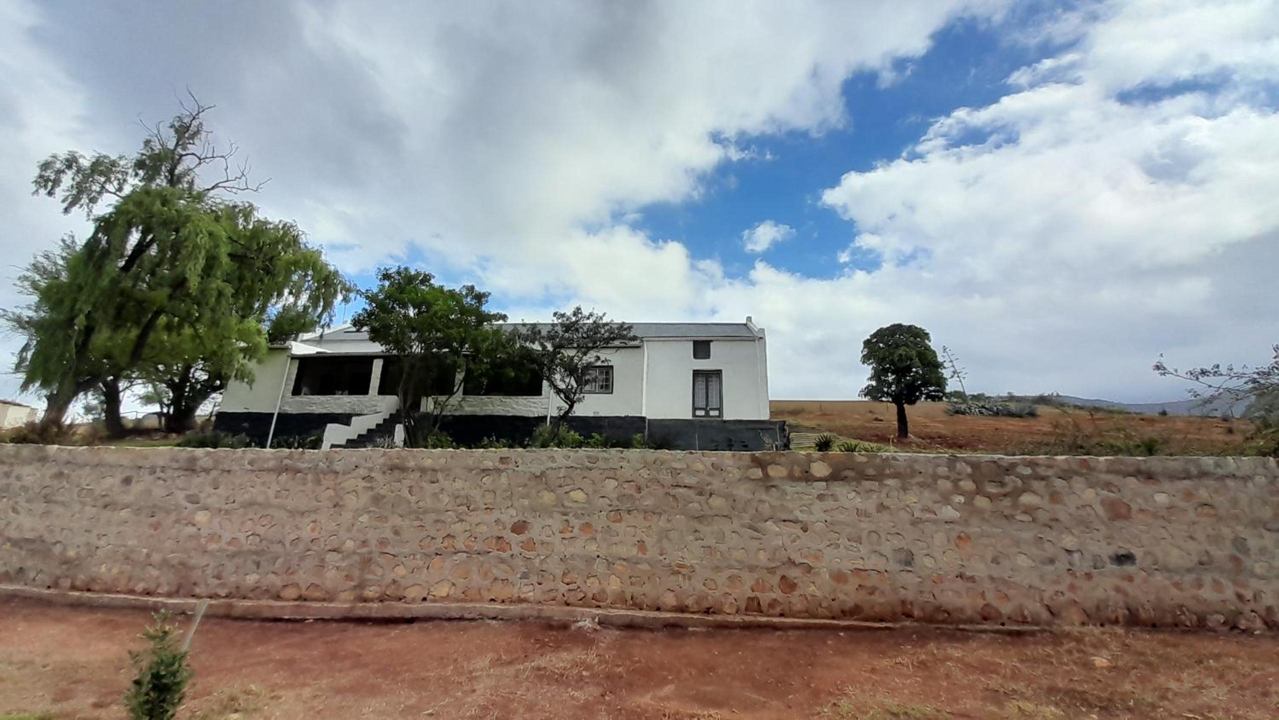 Four-Bedroom House photo 2