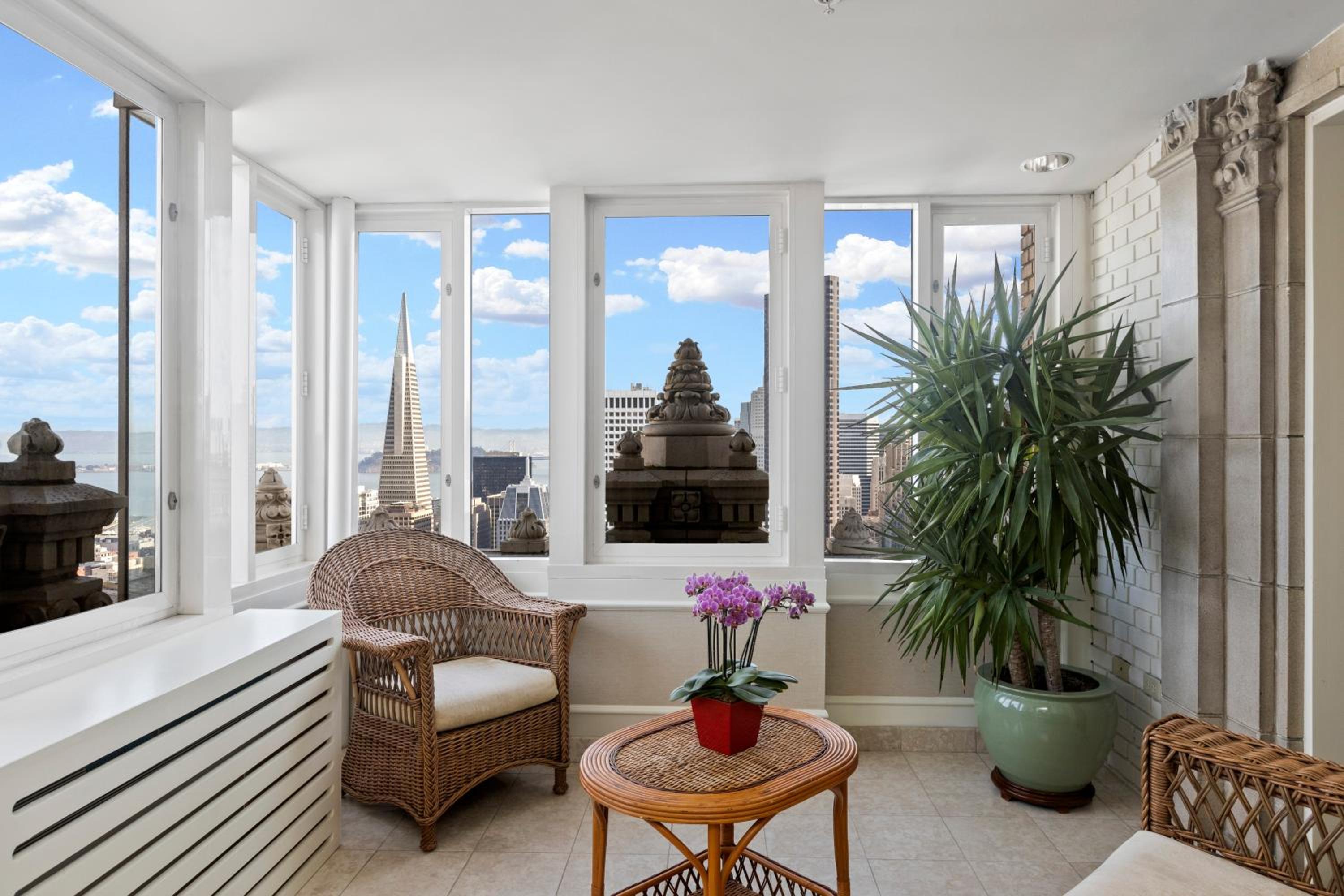 One-Bedroom Suite with City View