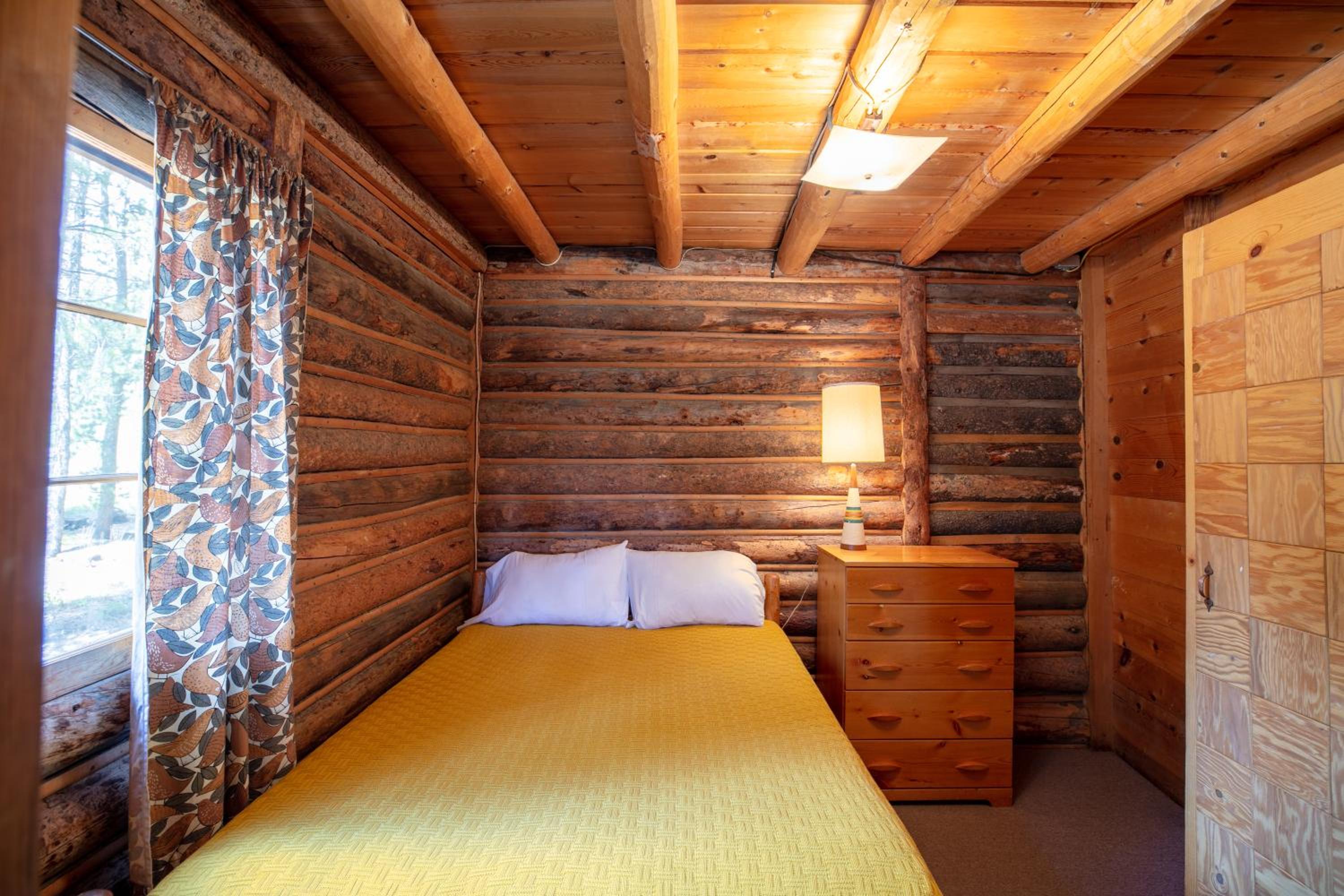 Pines Cabin - No Pets photo 2