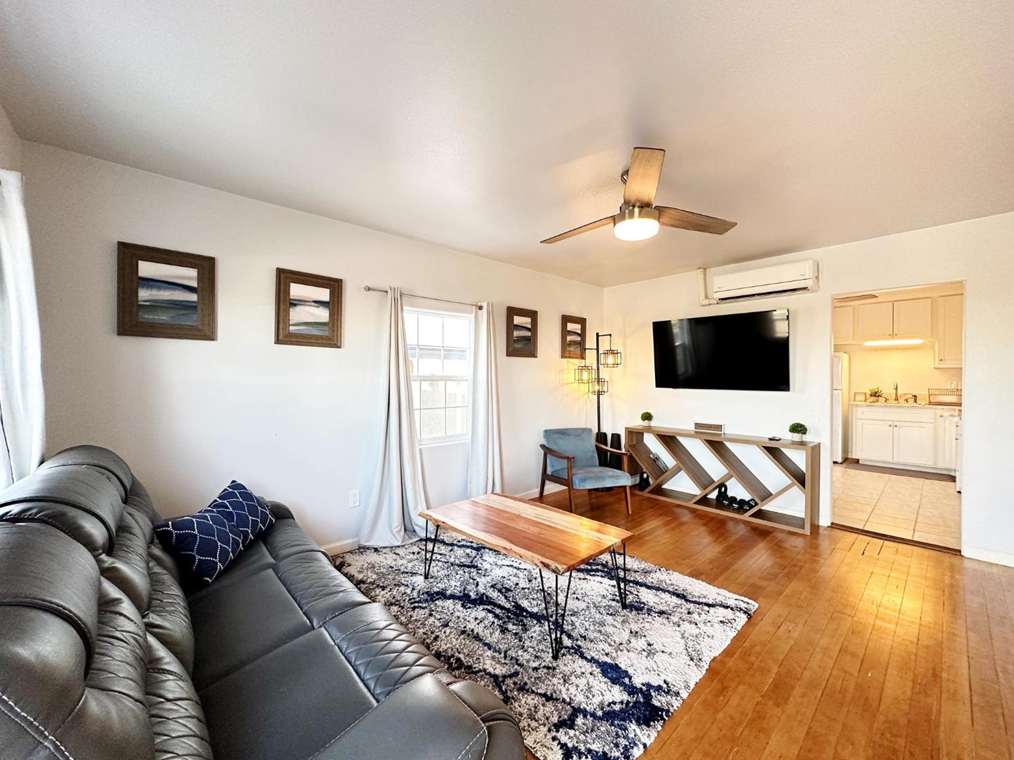 Apartment photo 1