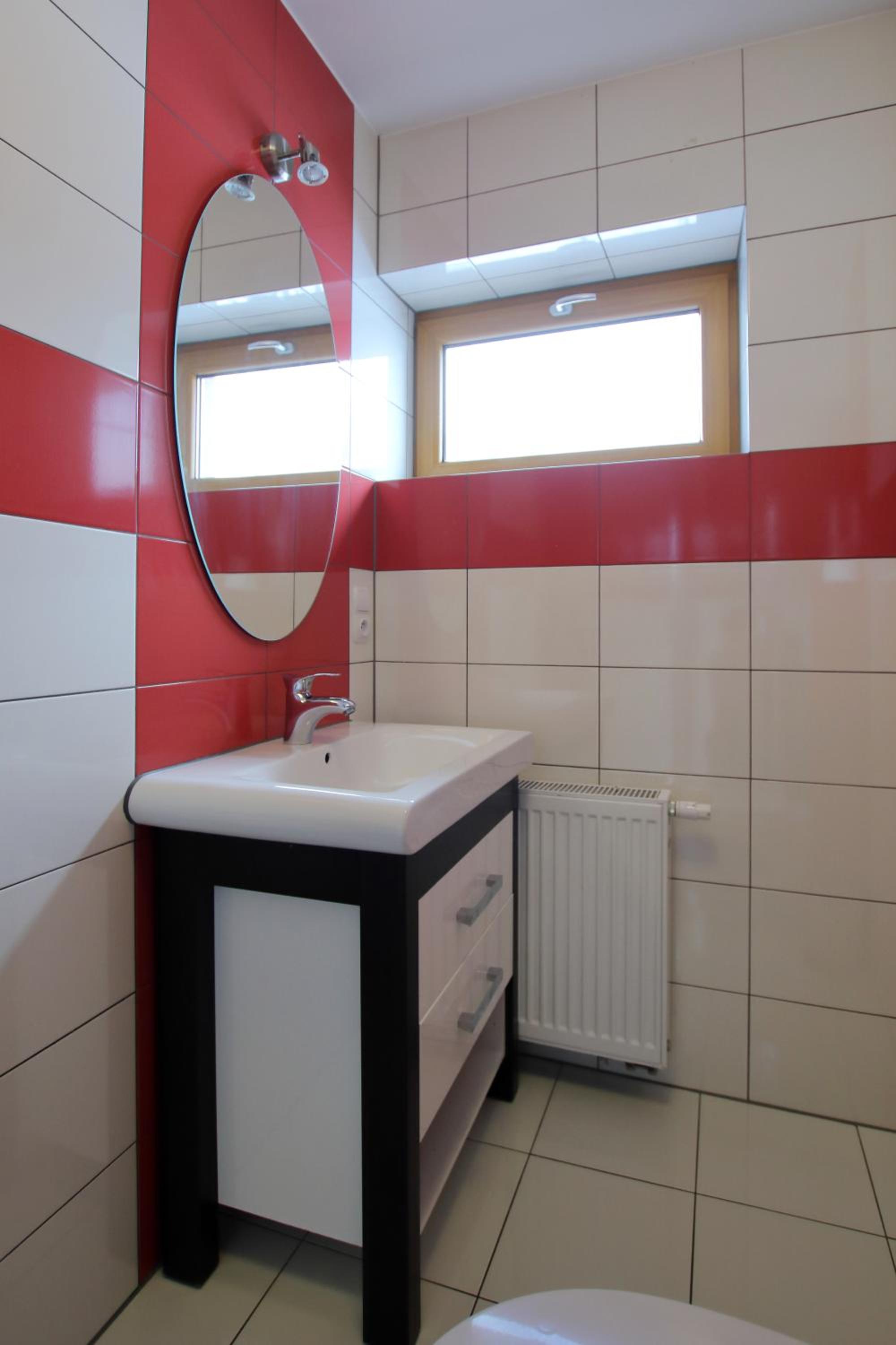 Four-Bedroom House - Photo 11