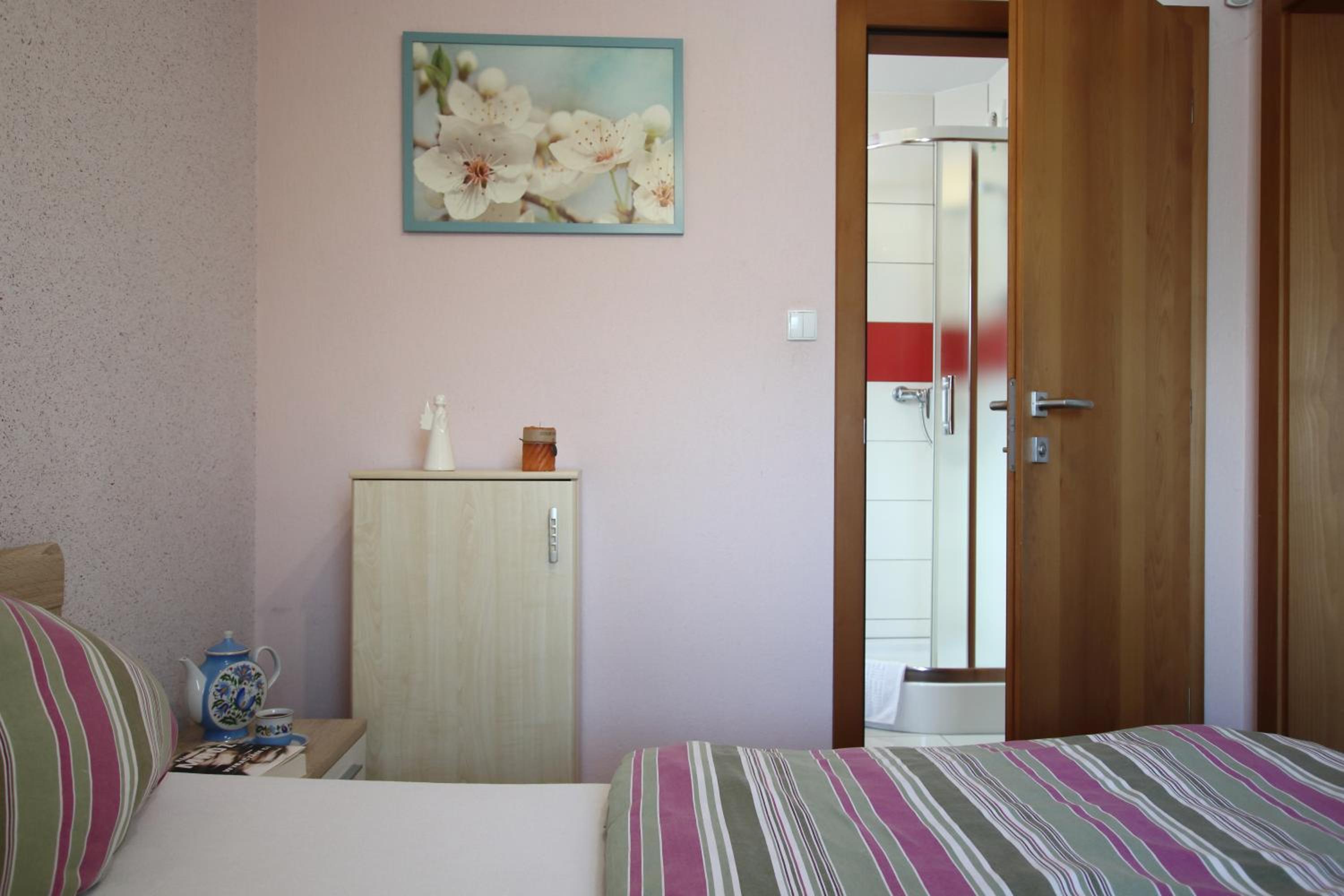 Four-Bedroom House - Photo 10
