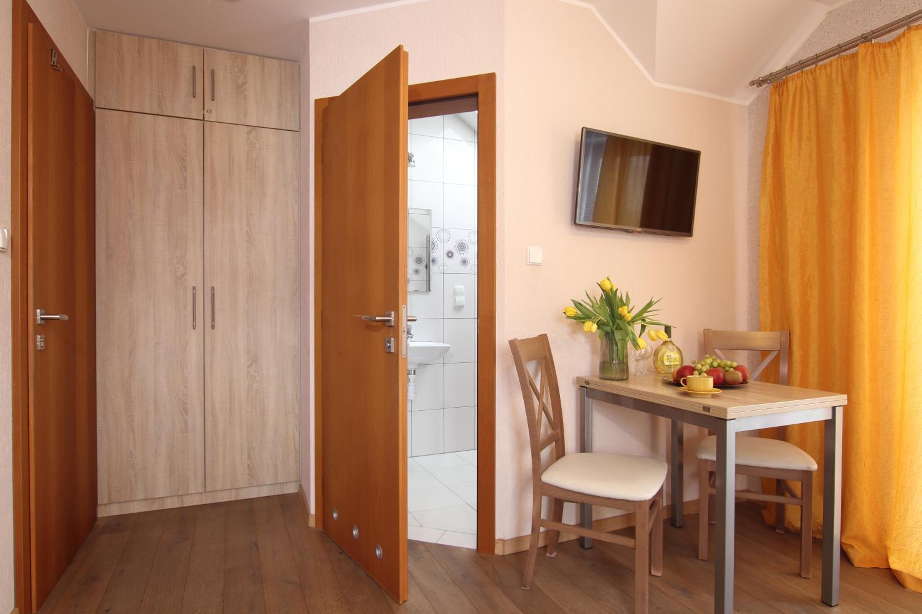 One-Bedroom House photo 3