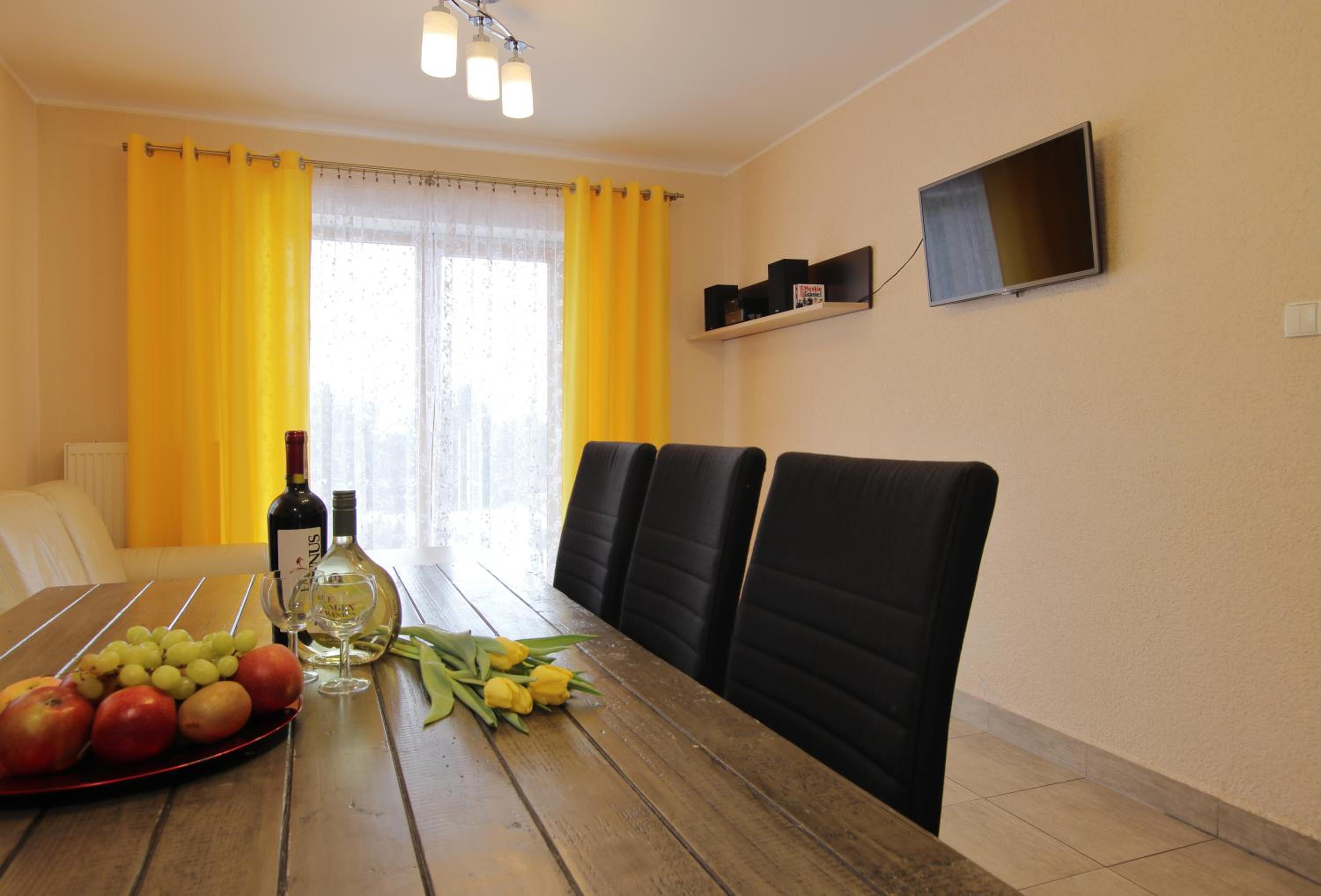 Four-Bedroom House - Photo 18