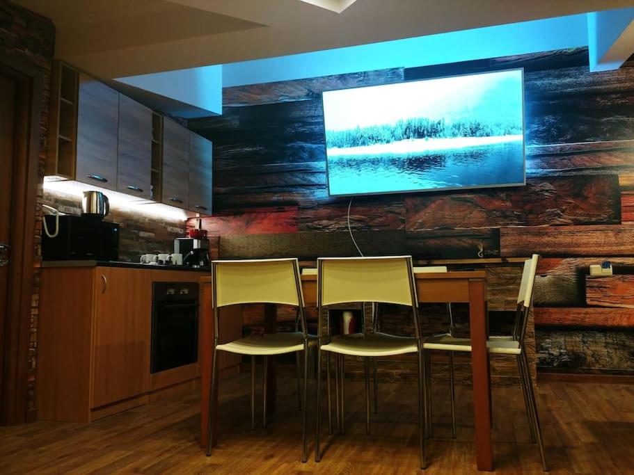 One-Bedroom Apartment - Photo 21