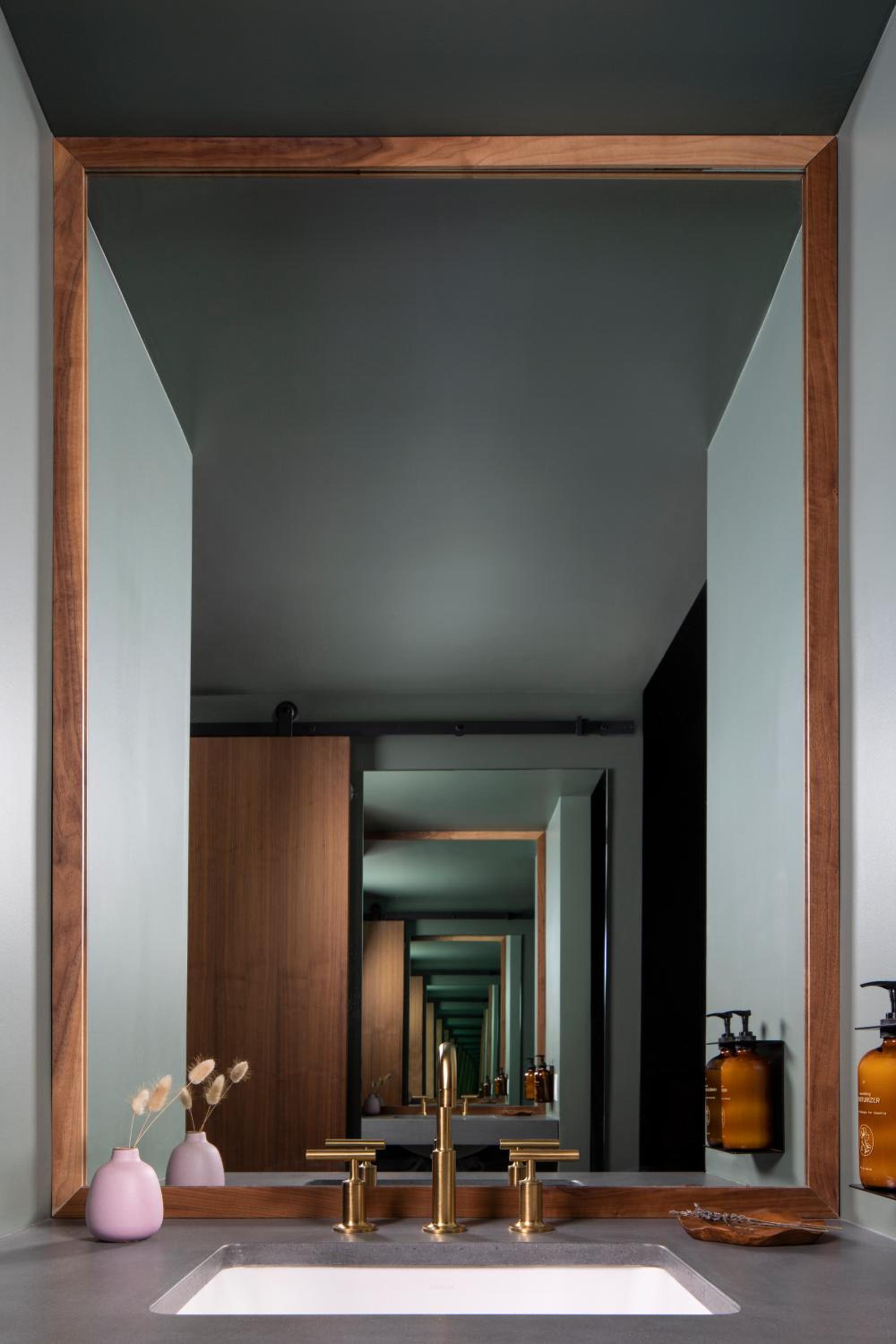 King Room - Disability Access - Photo 4