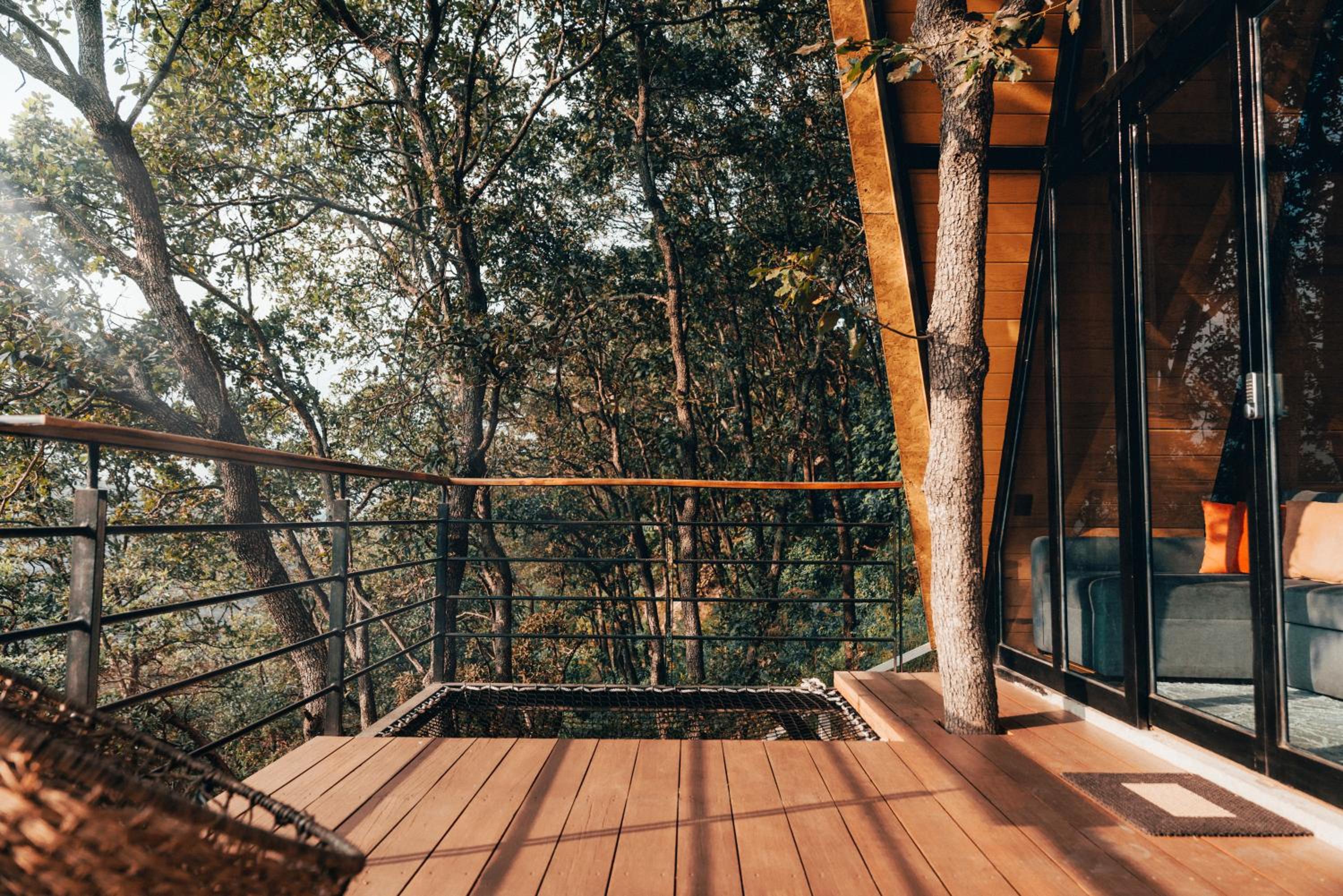 Superior Suite - Photo 8