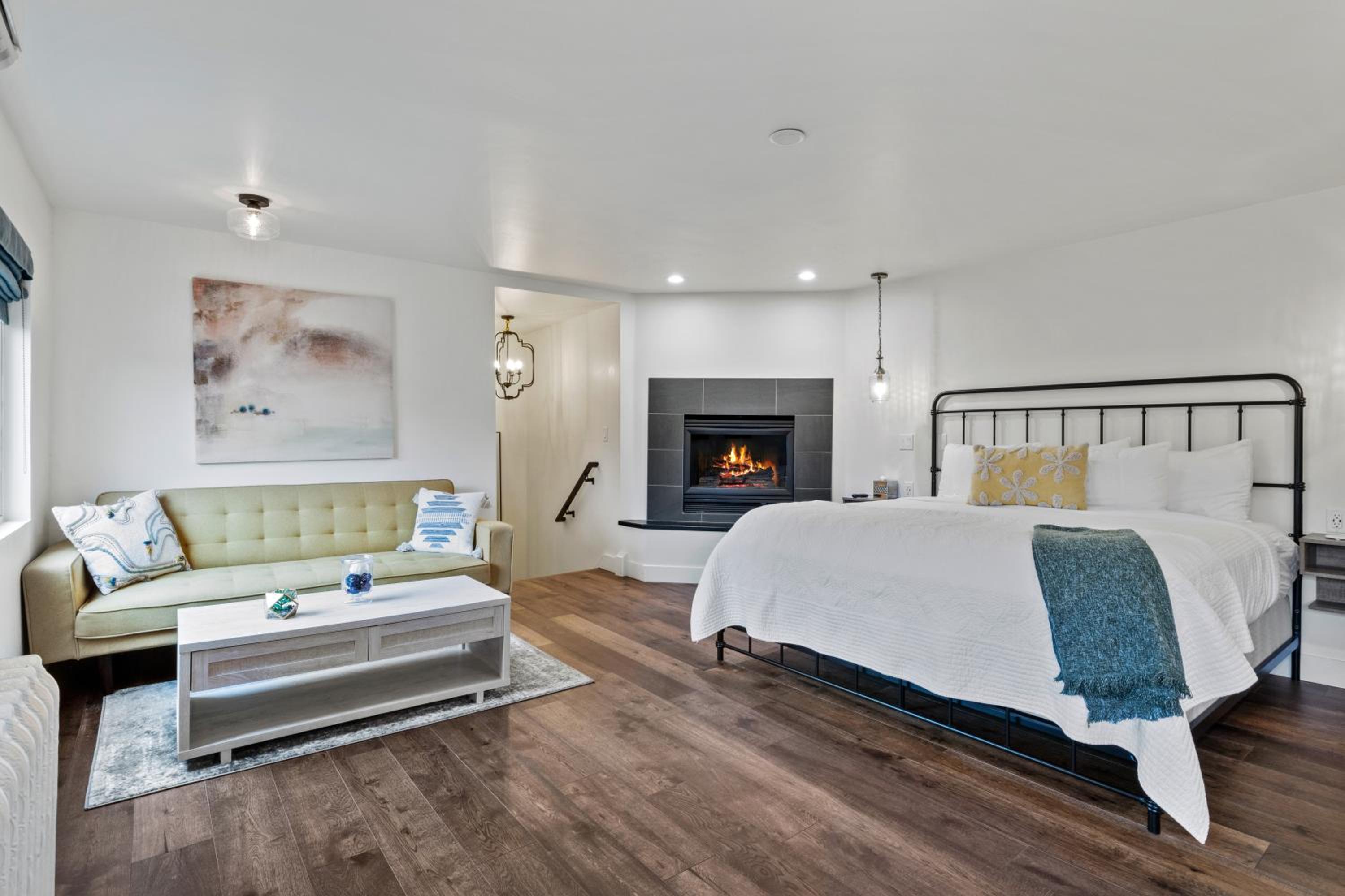 King Room with Mountain View - Photo 1
