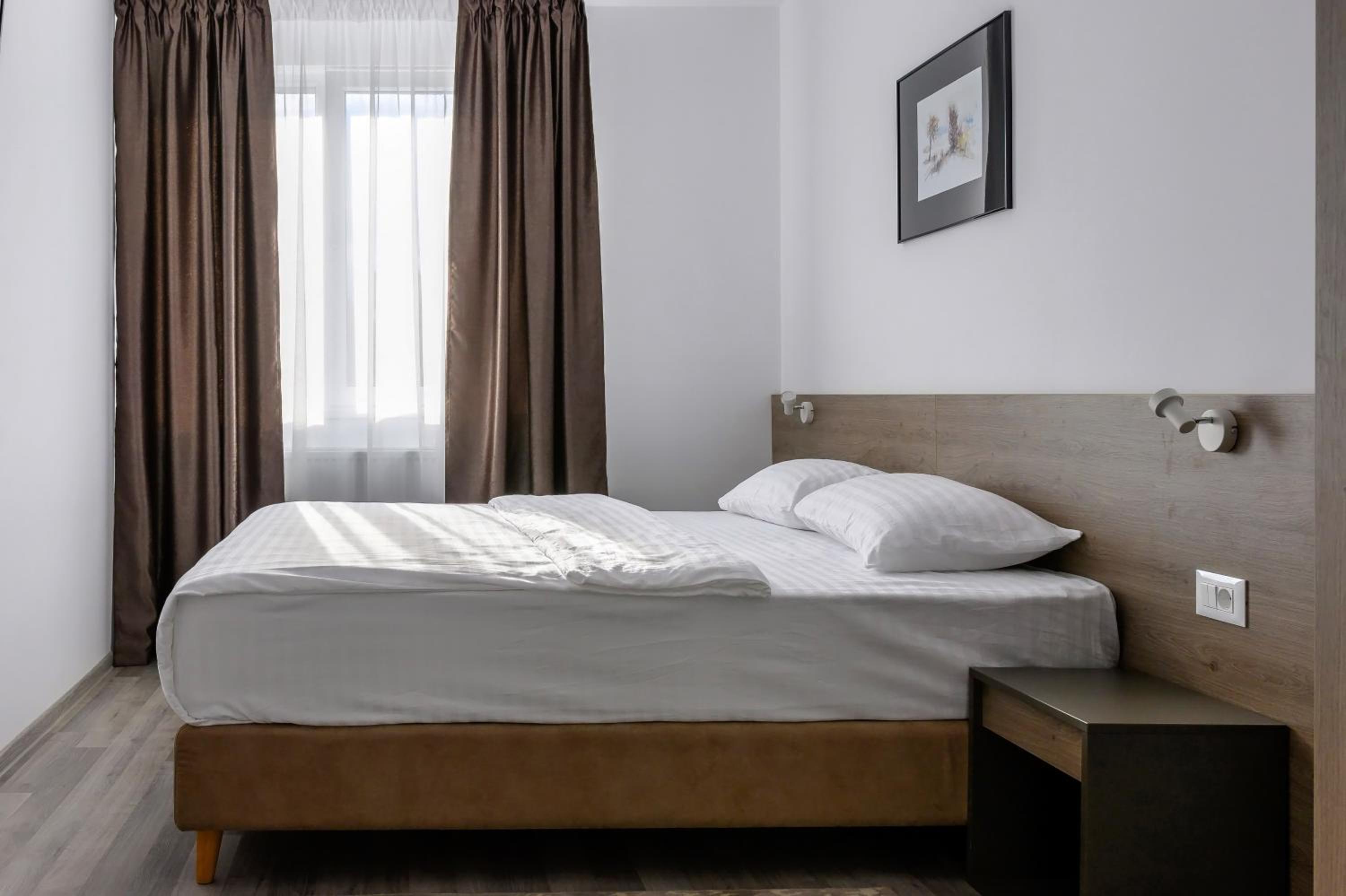 Deluxe Double or Twin Room - Photo 3