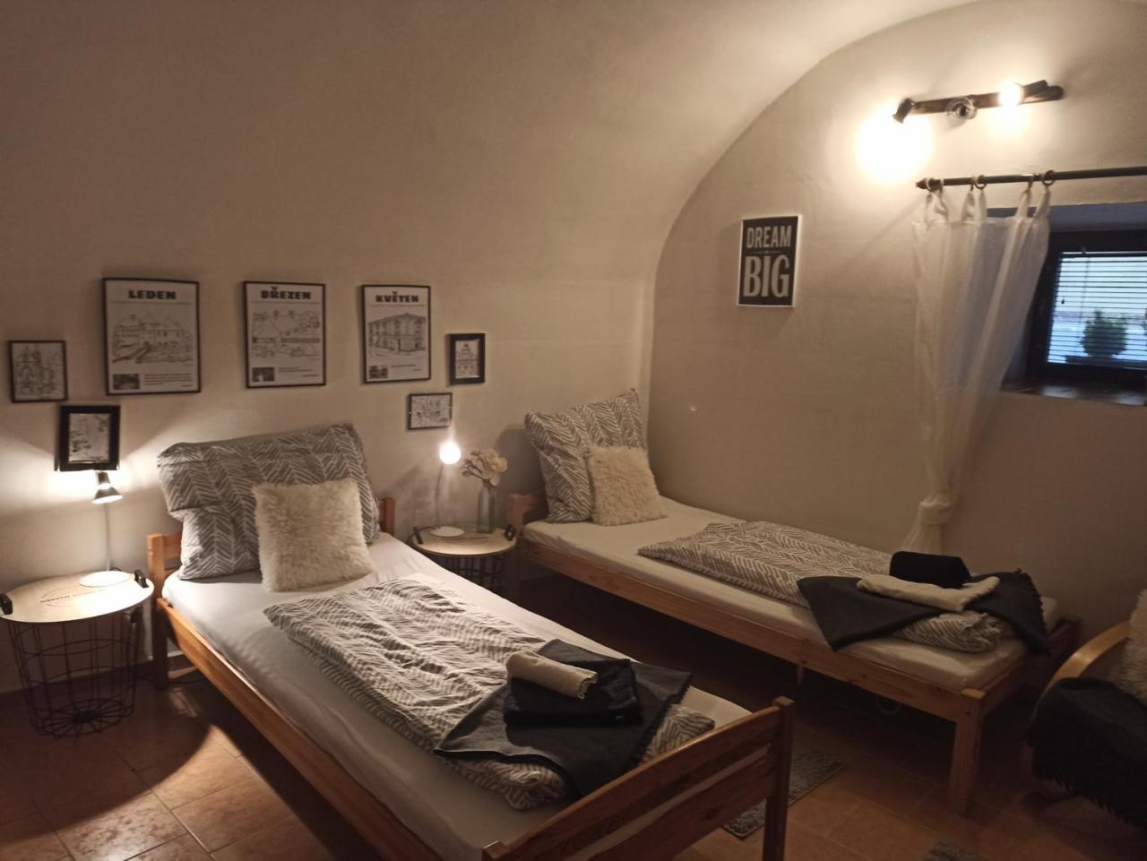 Apartment (4 Adults) photo 3